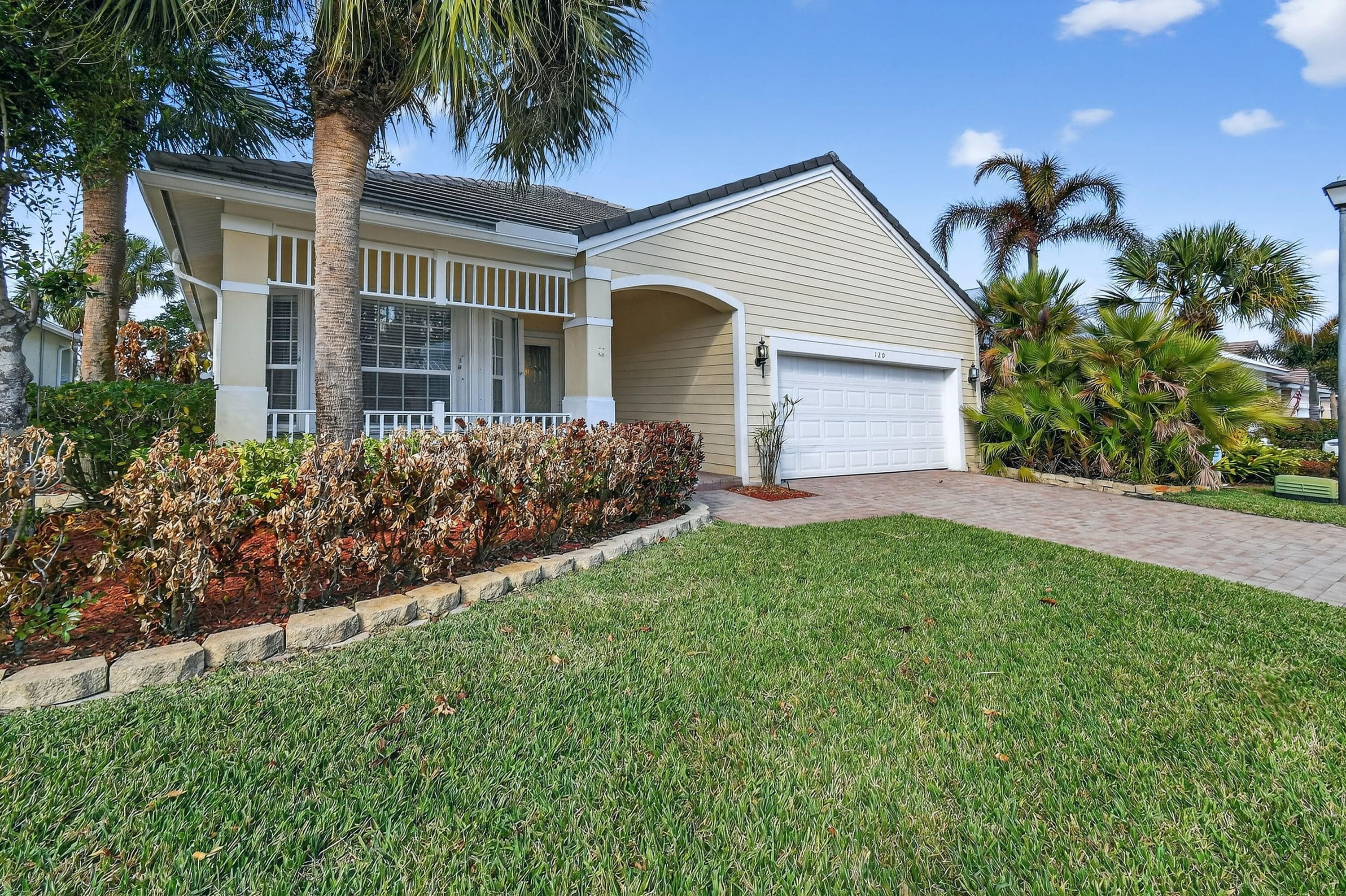 120 NW Willow Grove Avenue, Port St. Lucie, FL 34986 — photo 5 of 92