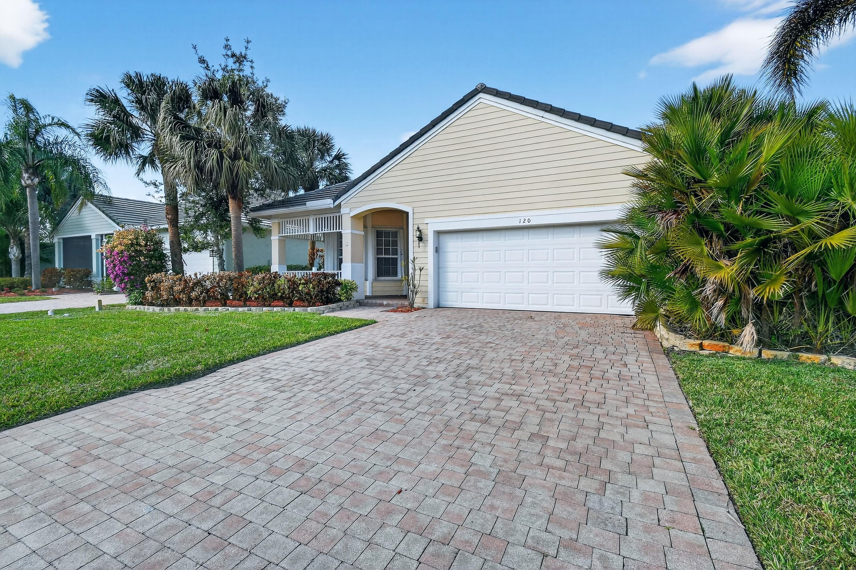 120 NW Willow Grove Avenue, Port St. Lucie, FL 34986 — photo 6 of 92