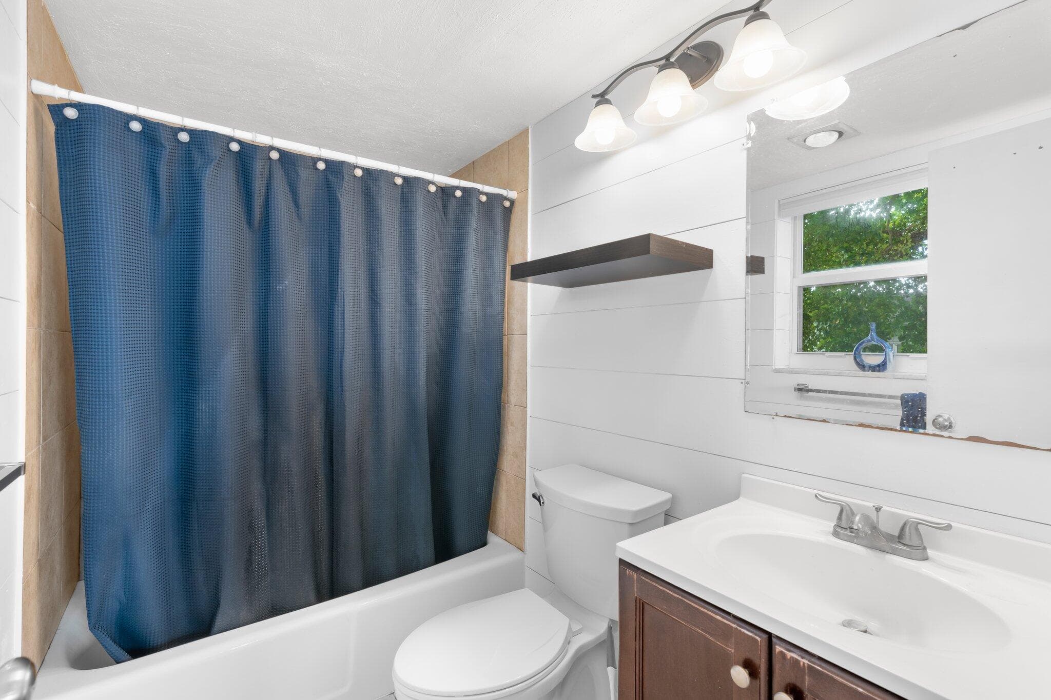 1101 Crystal Lake Drive 309, Pompano Beach, FL 33064 — photo 2 of 9