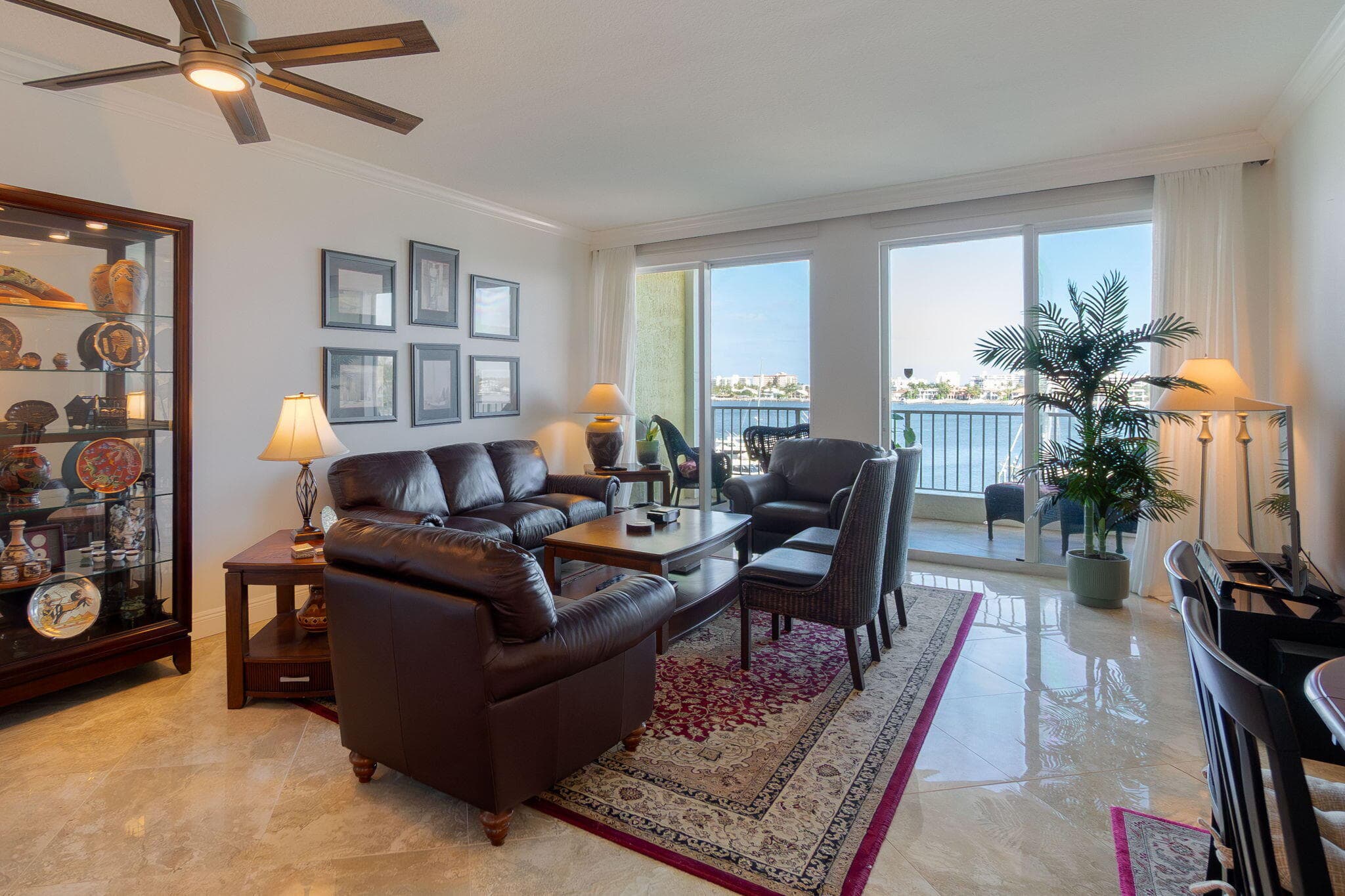 806 E Windward Way 524, Lantana, FL 33462 — photo 5 of 44