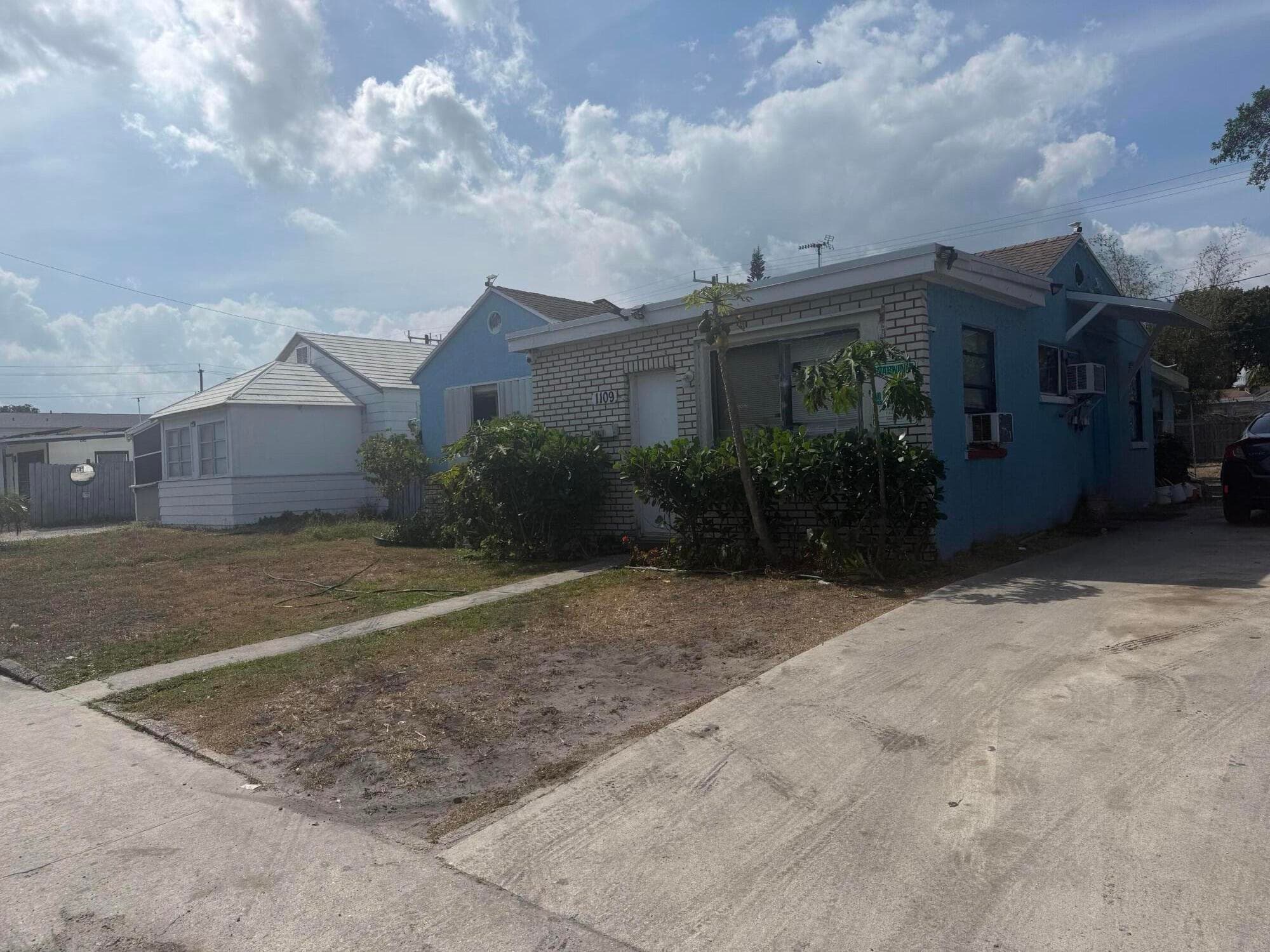 1109 S E Street, Lake Worth Beach, FL 33460 — photo 2 of 25