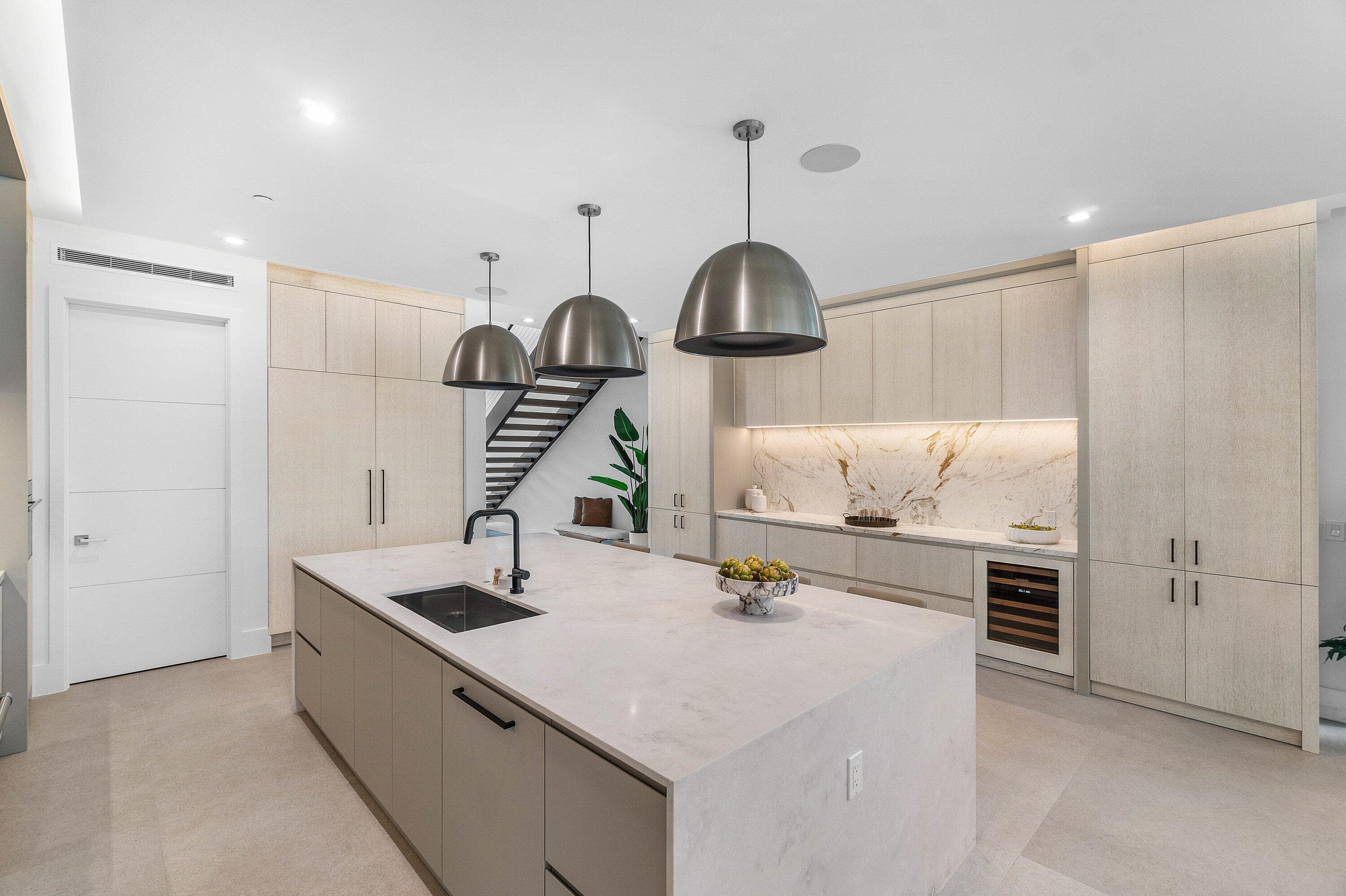810 Palm Trail, Delray Beach, FL 33483 — photo 10 of 86