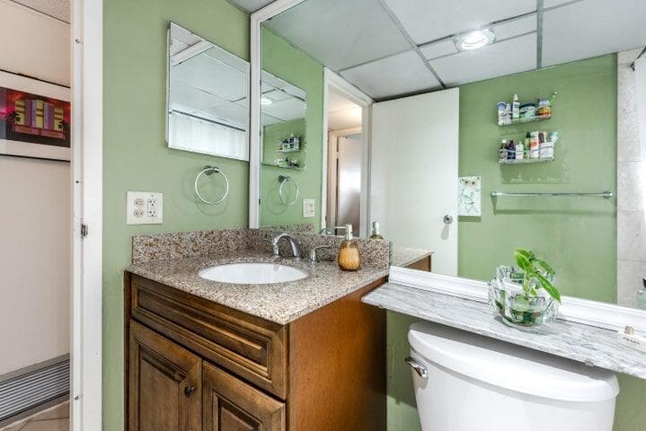 657 Brittany N, Delray Beach, FL 33446 — photo 14 of 42