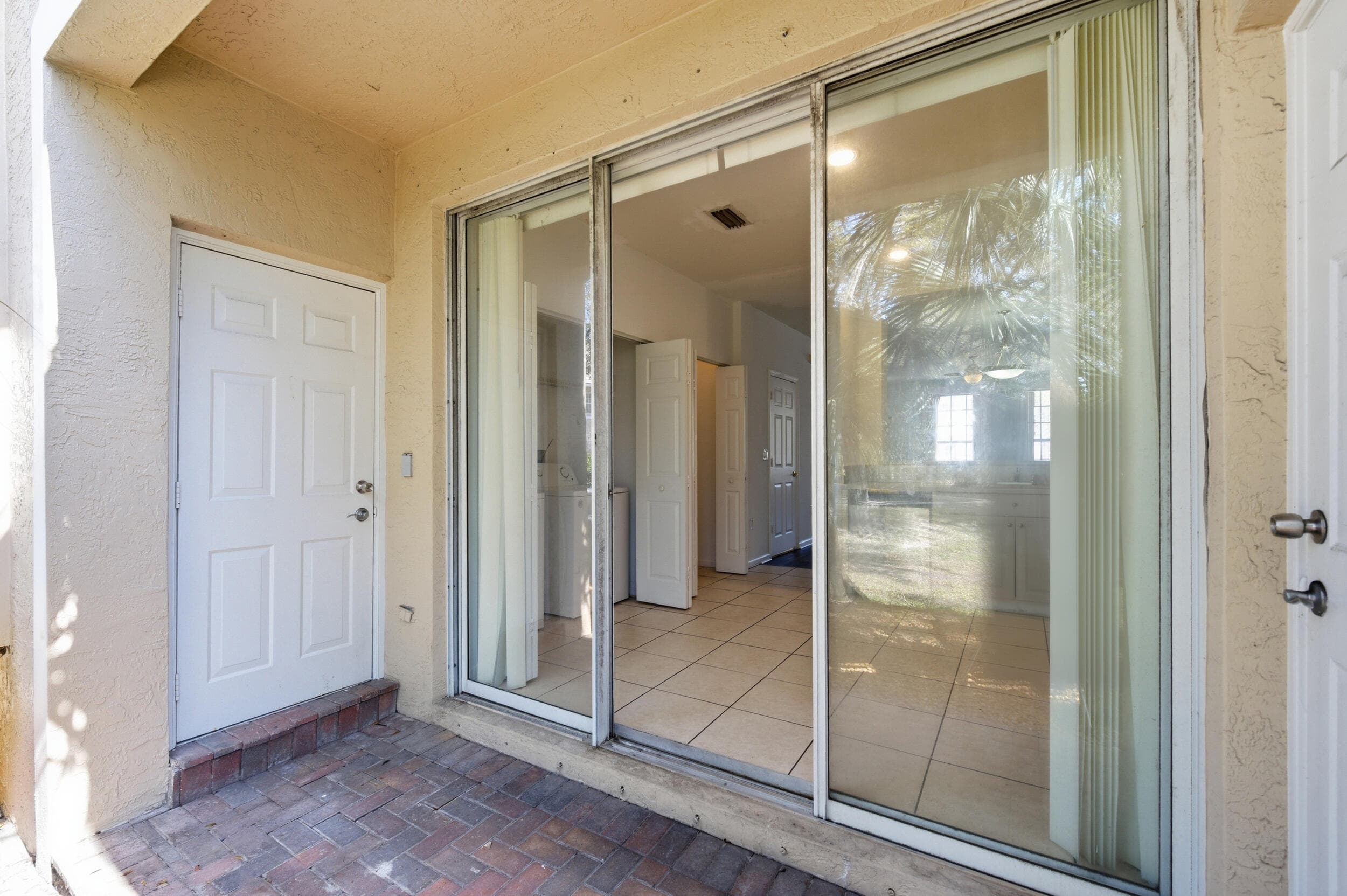 687 NW 42nd Avenue, Plantation, FL 33317 — photo 16 of 29