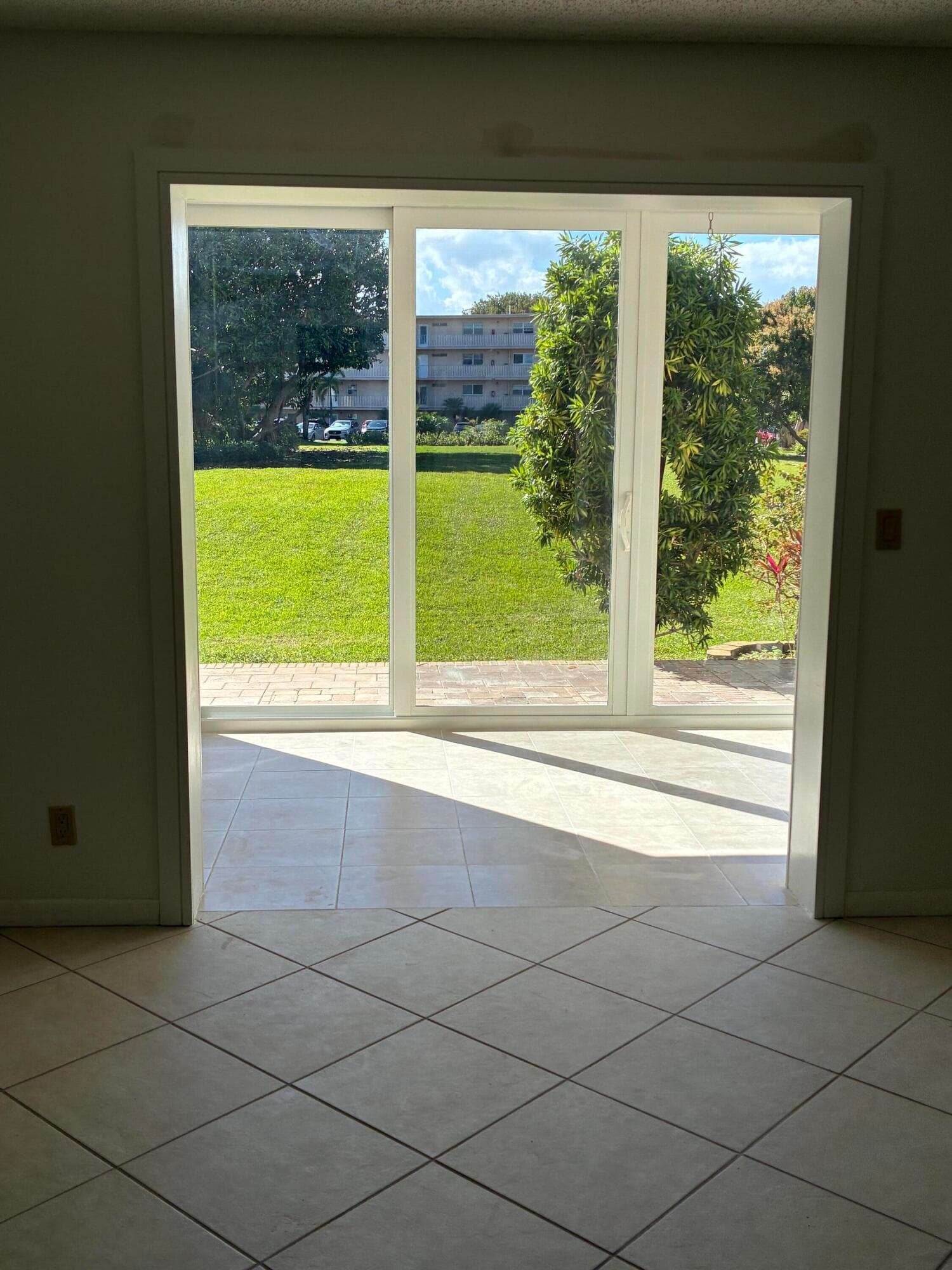 2615 NE 3rd Court 103, Boynton Beach, FL 33435 — photo 4 of 10