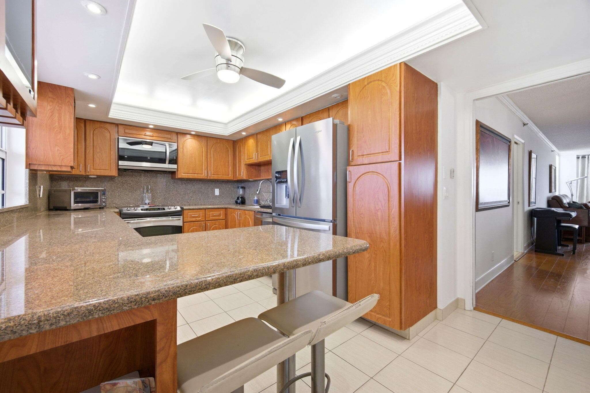 3507 Oaks Way 911, Pompano Beach, FL 33069 — photo 2 of 59