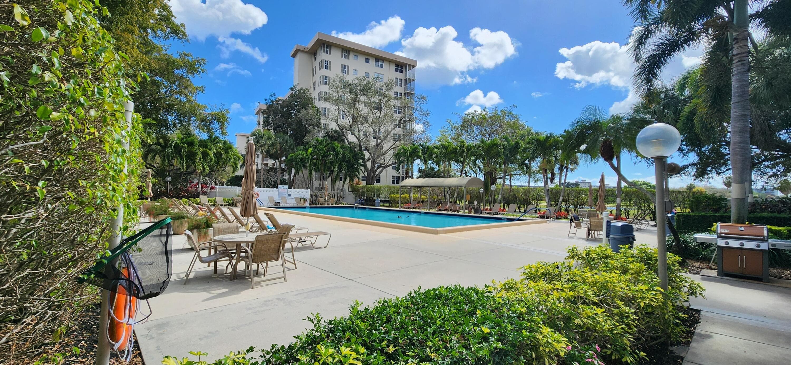 3507 Oaks Way 911, Pompano Beach, FL 33069 — photo 42 of 59