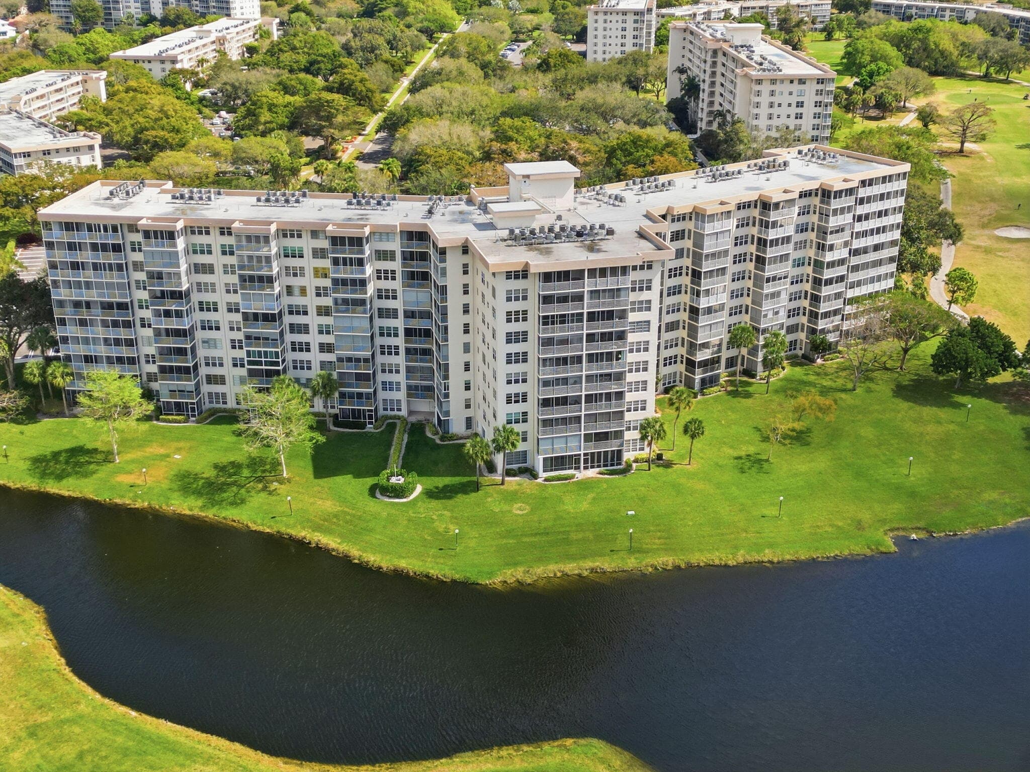 3507 Oaks Way 911, Pompano Beach, FL 33069 — photo 58 of 59