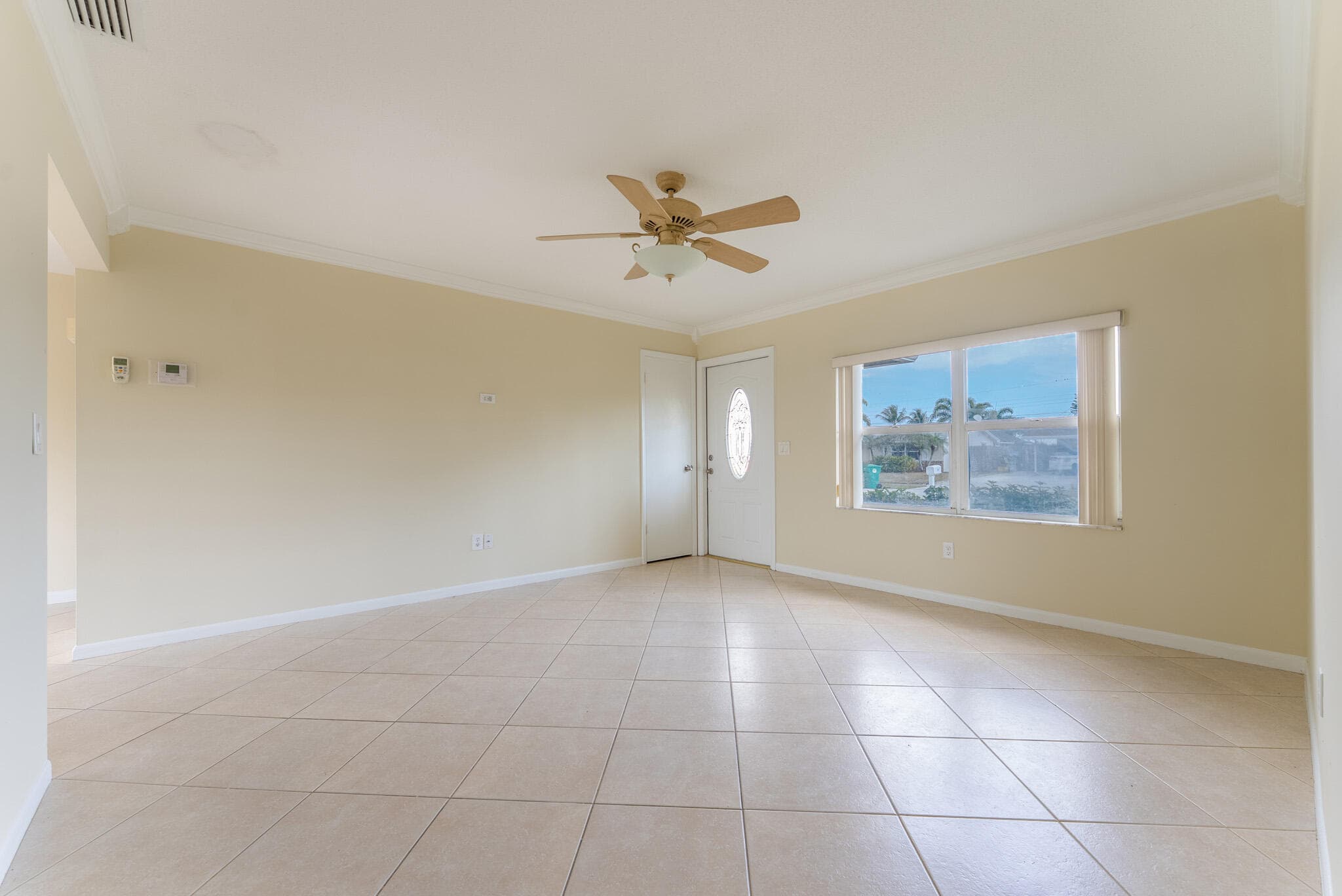 425 Palo Alto Drive, Palm Springs, FL 33461 — photo 8 of 31