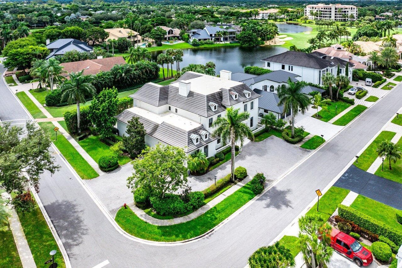 7172 Valencia Drive, Boca Raton, FL 33433 — photo 3 of 51