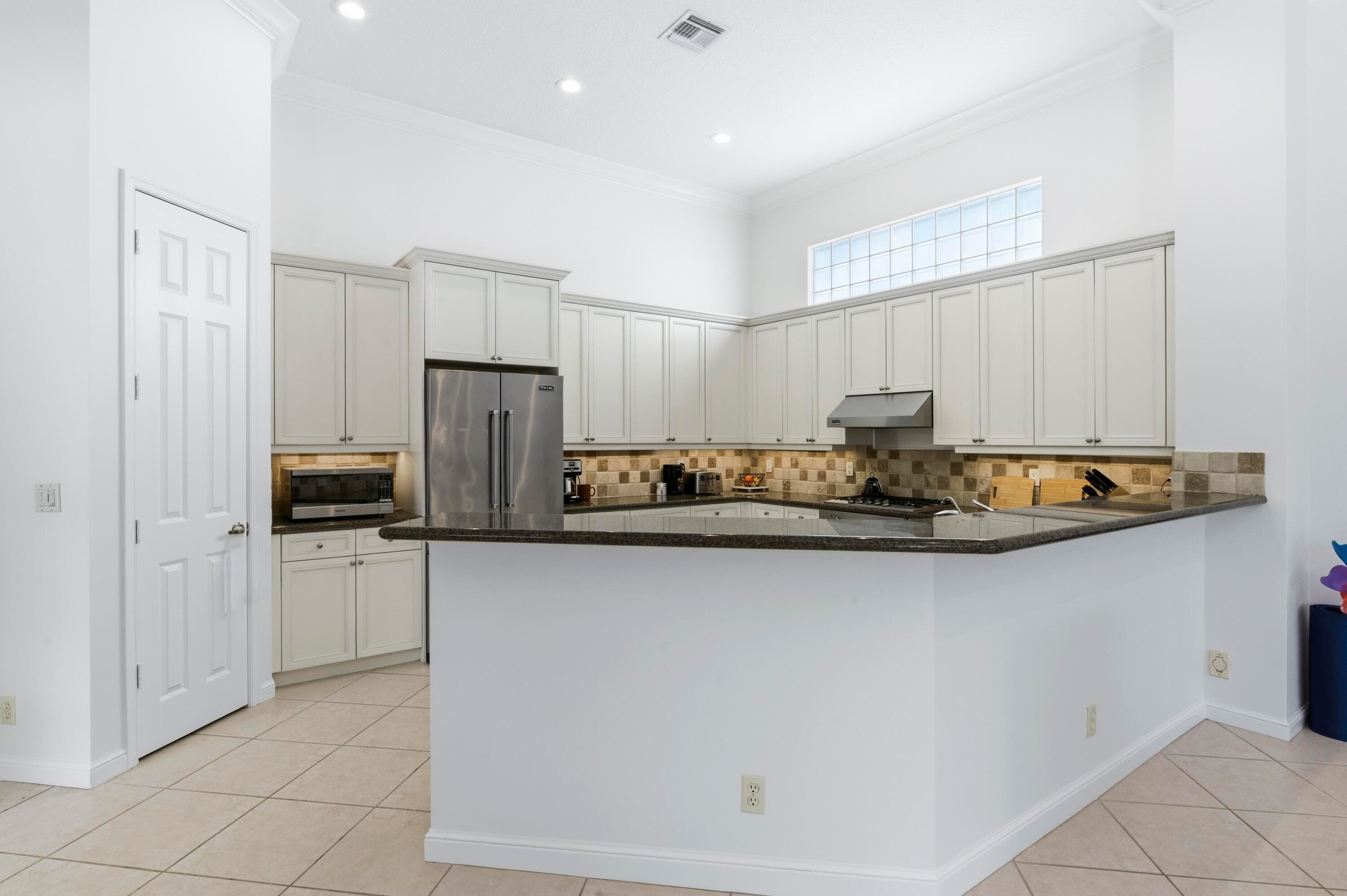 401 Via Placita, Palm Beach Gardens, FL 33418 — photo 5 of 21