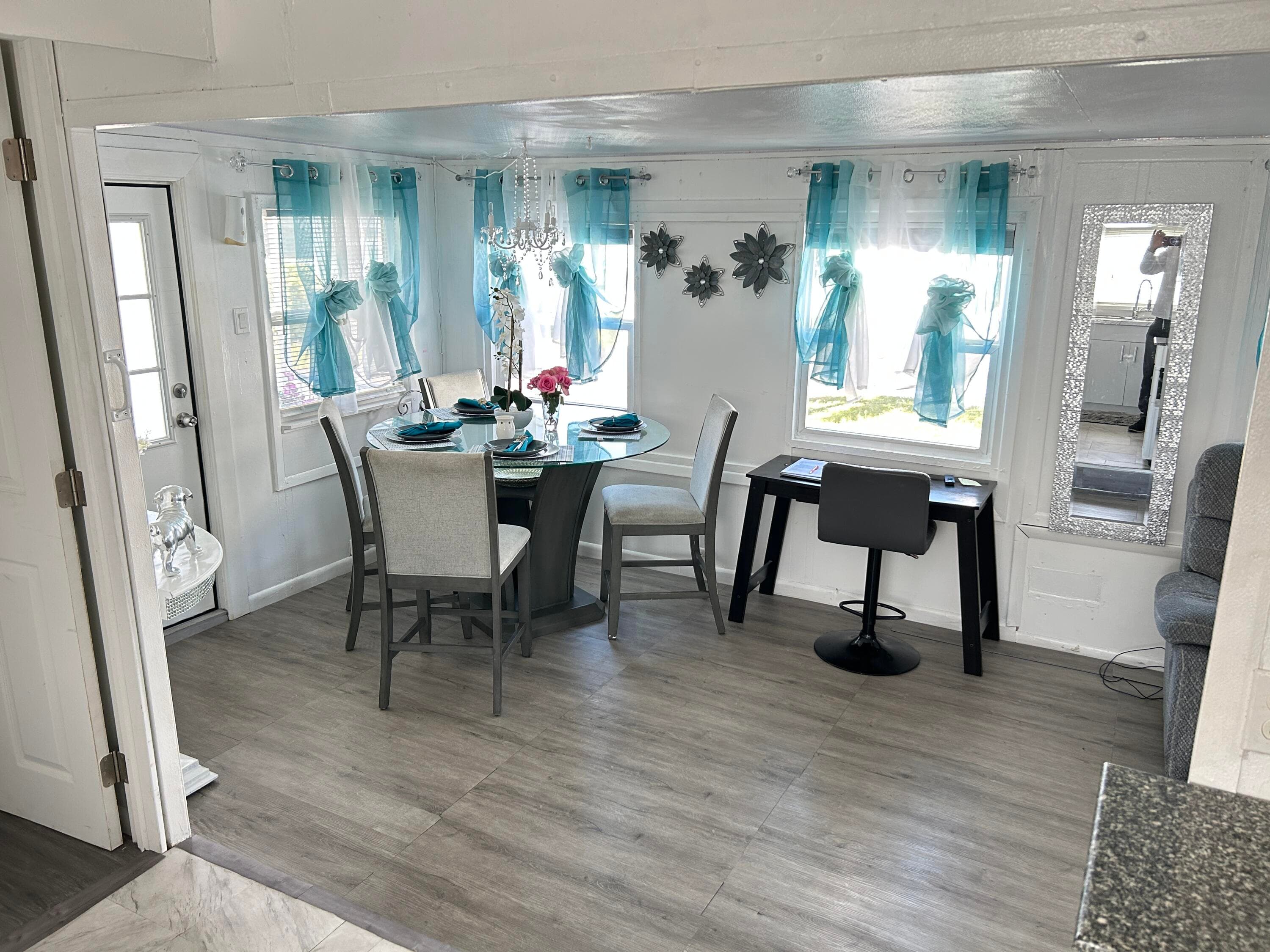 1325 S 33 Road, Hollywood, FL 33021 — photo 3 of 27