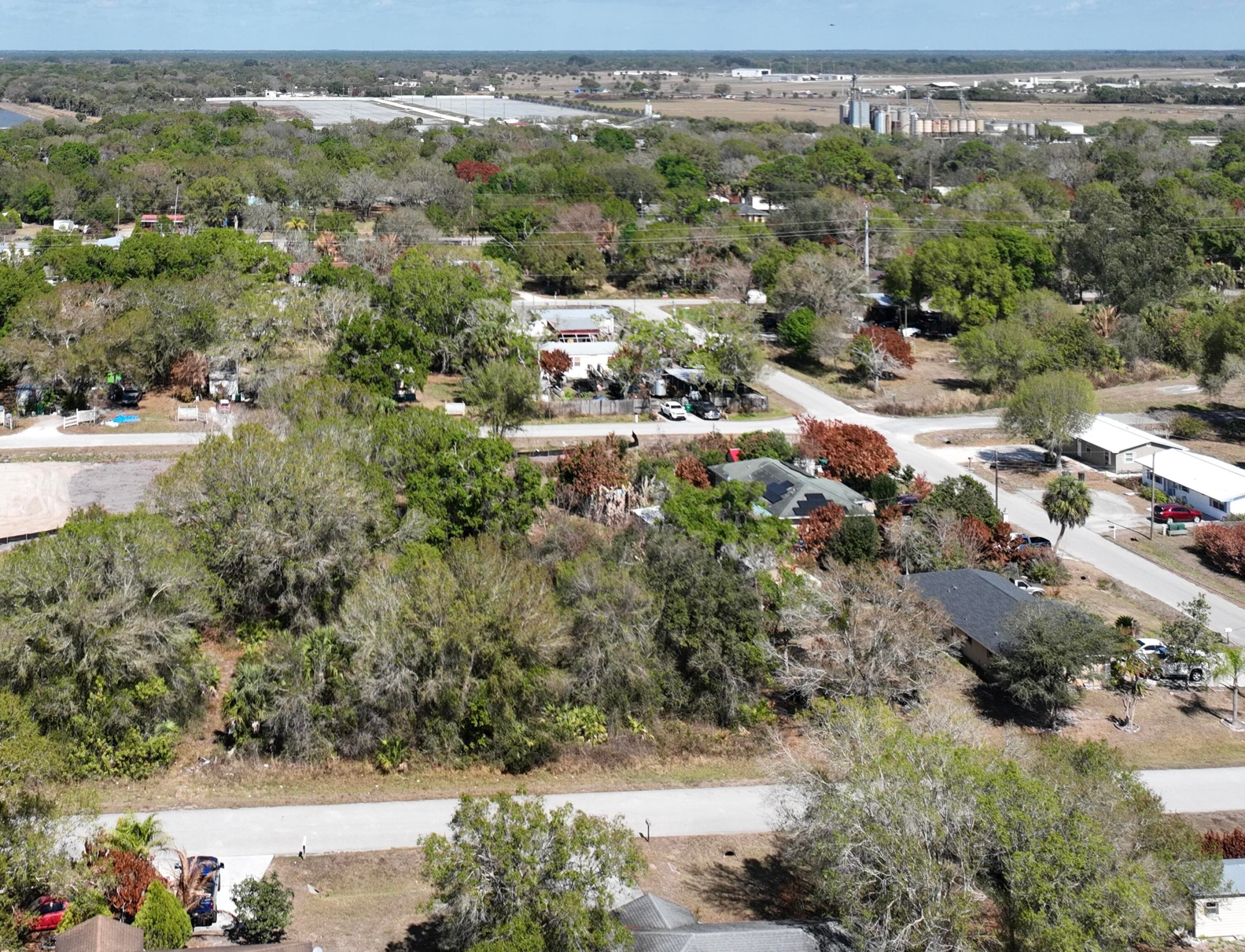 3445 NW 2nd Street, Okeechobee, FL 34972 — photo 2 of 3