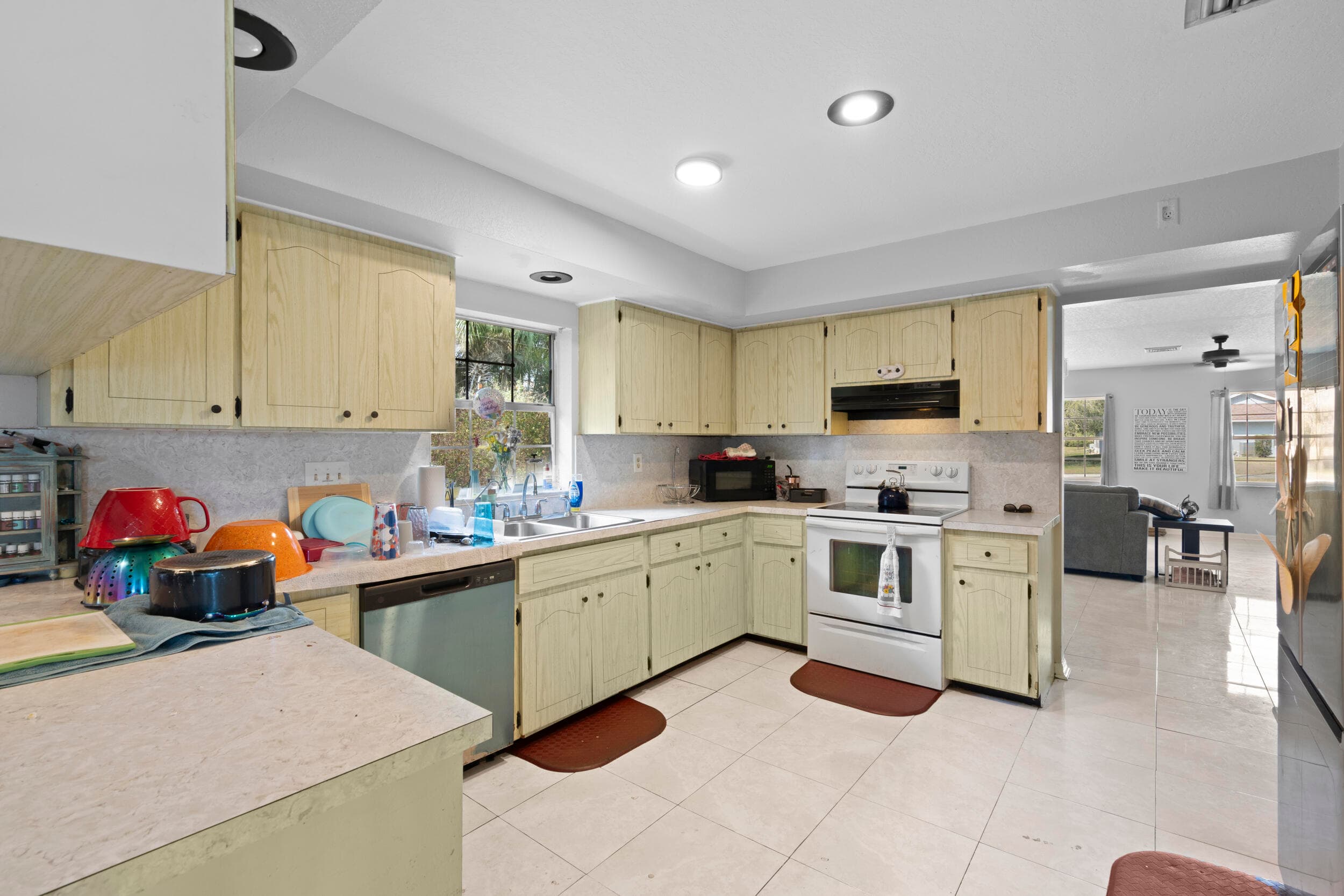 2118 SE Morningside Boulevard, Port St. Lucie, FL 34952 — photo 11 of 54