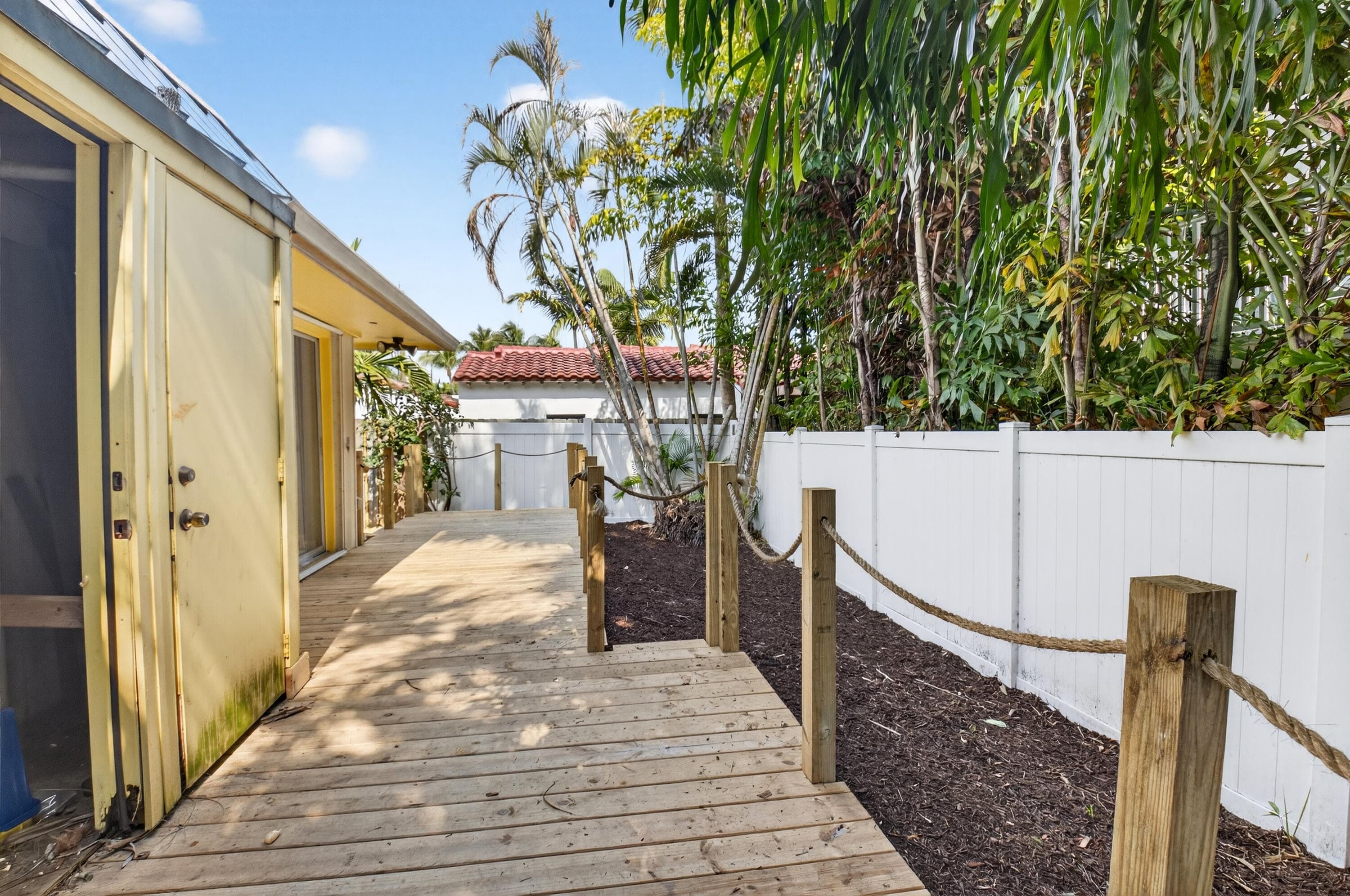 111 SE 7th Avenue A, B, C & D., Delray Beach, FL 33483 — photo 12 of 25