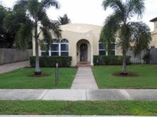619 37th Street, West Palm Beach, FL 33407 — photo 1 of 19