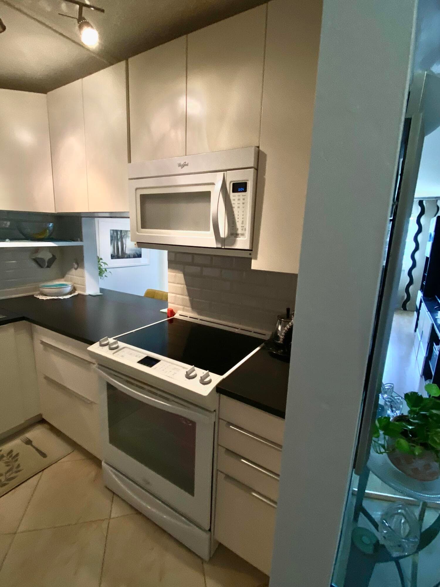 2616 N Garden Drive 204, Lake Worth, FL 33461 — photo 3 of 25