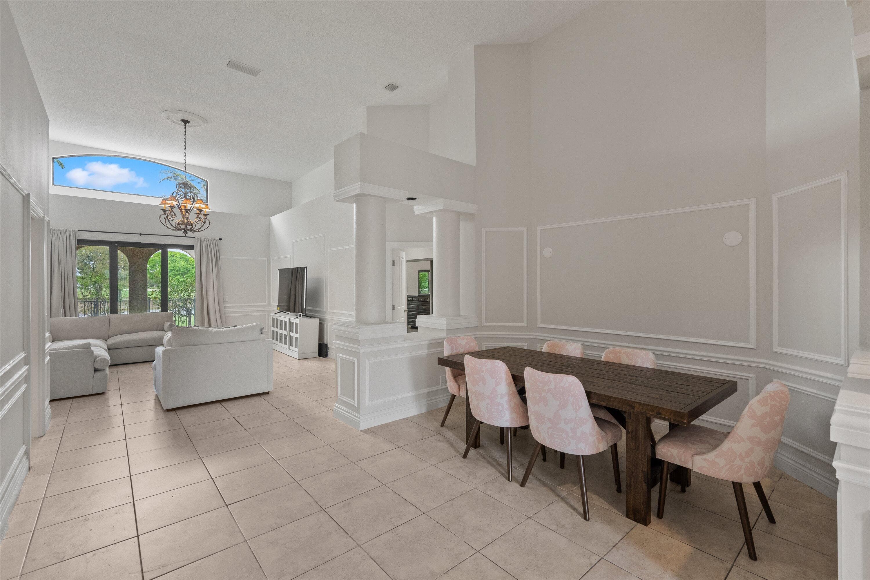 2055 Regents Boulevard, West Palm Beach, FL 33409 — photo 6 of 40