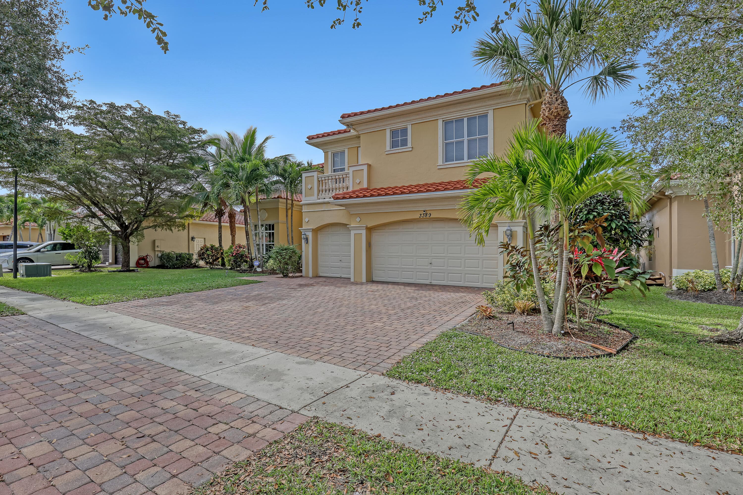 3389 Lago De Talavera, Lake Worth, FL 33467 — photo 3 of 65