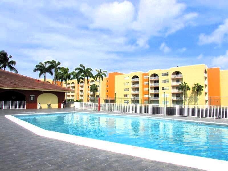 7000 NW 186th Street 4-316, Hialeah, FL 33015 — photo 19 of 29