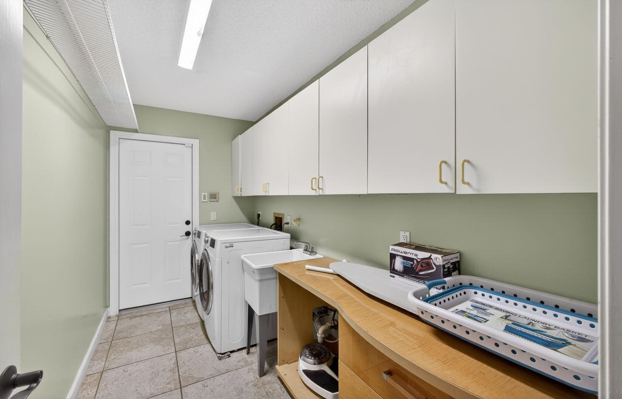 168 Thornton Drive, Palm Beach Gardens, FL 33418 — photo 40 of 51