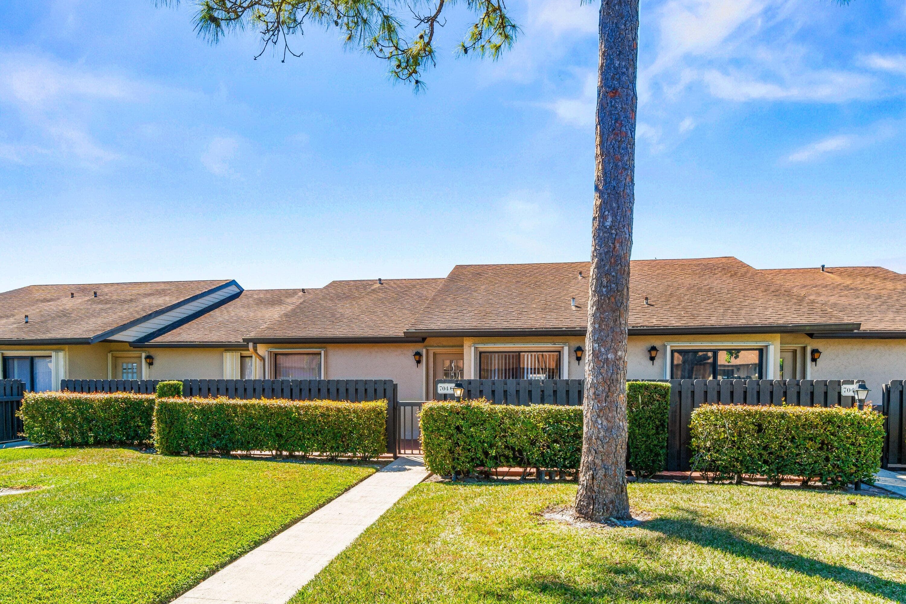 704 Sunny Pine Way C, Greenacres, FL 33415 — photo 3 of 40