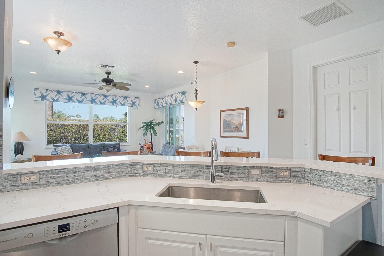 506 Mariner Bay Boulevard, Fort Pierce, FL 34949 — photo 9 of 26