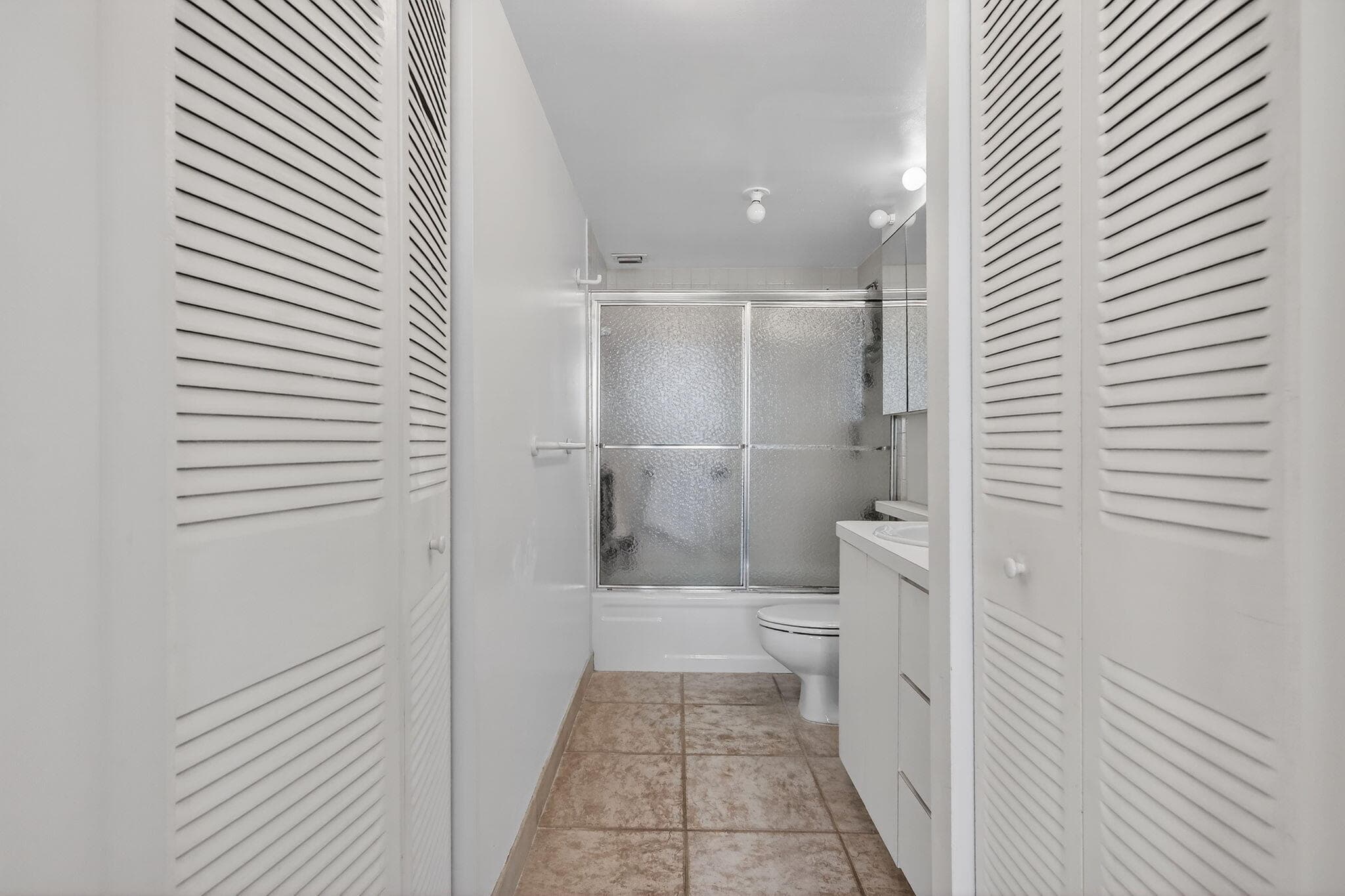 600 Three Islands Boulevard 1101, Hallandale Beach, FL 33009 — photo 25 of 72