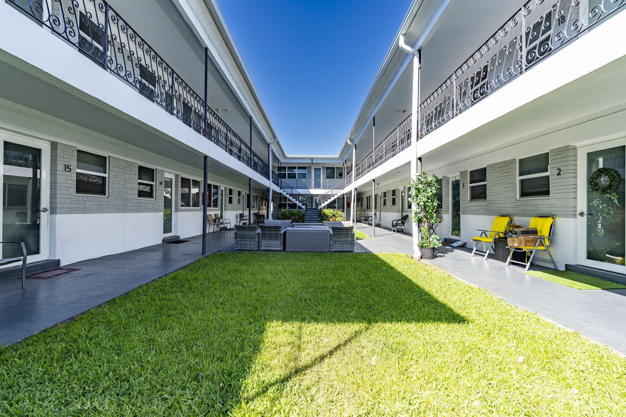 302 Lake Osborne Drive 5, Lake Worth Beach, FL 33461 — photo 4 of 56