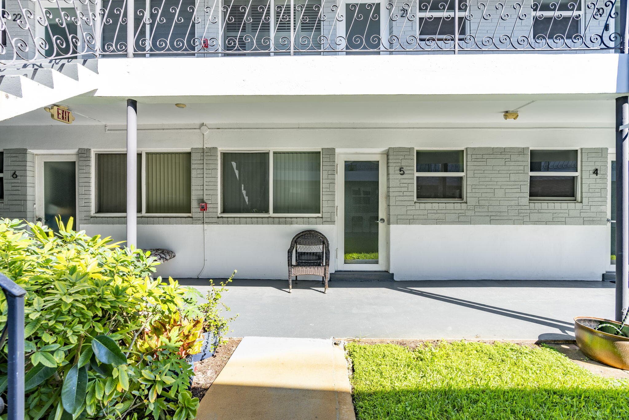 302 Lake Osborne Drive 5, Lake Worth Beach, FL 33461 — photo 10 of 56