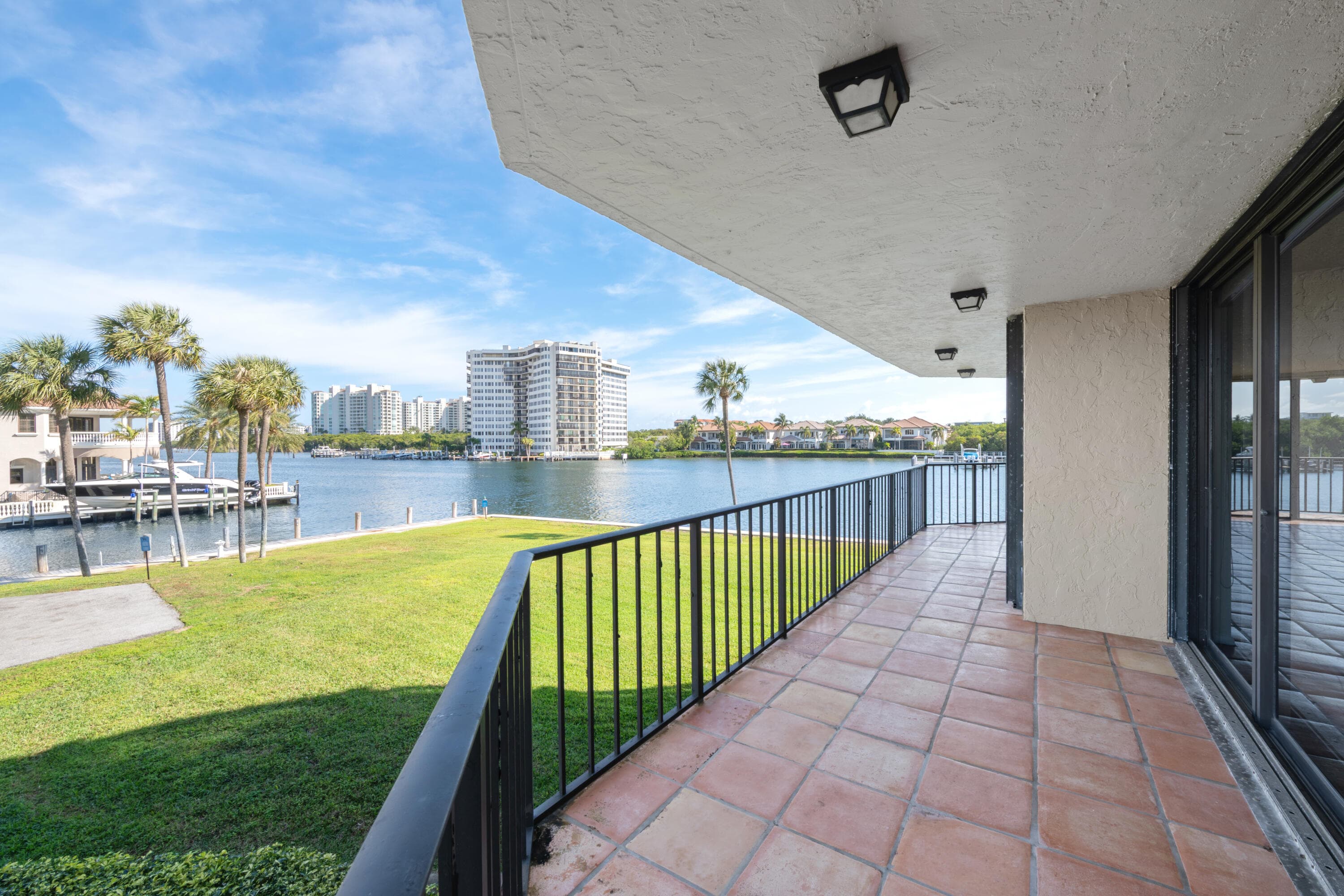 899 Jeffery Street 214, Boca Raton, FL 33487 — photo 3 of 61