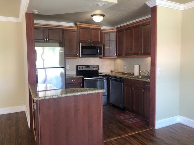 662 Saxony Trail N, Delray Beach, FL 33446 — photo 3 of 30
