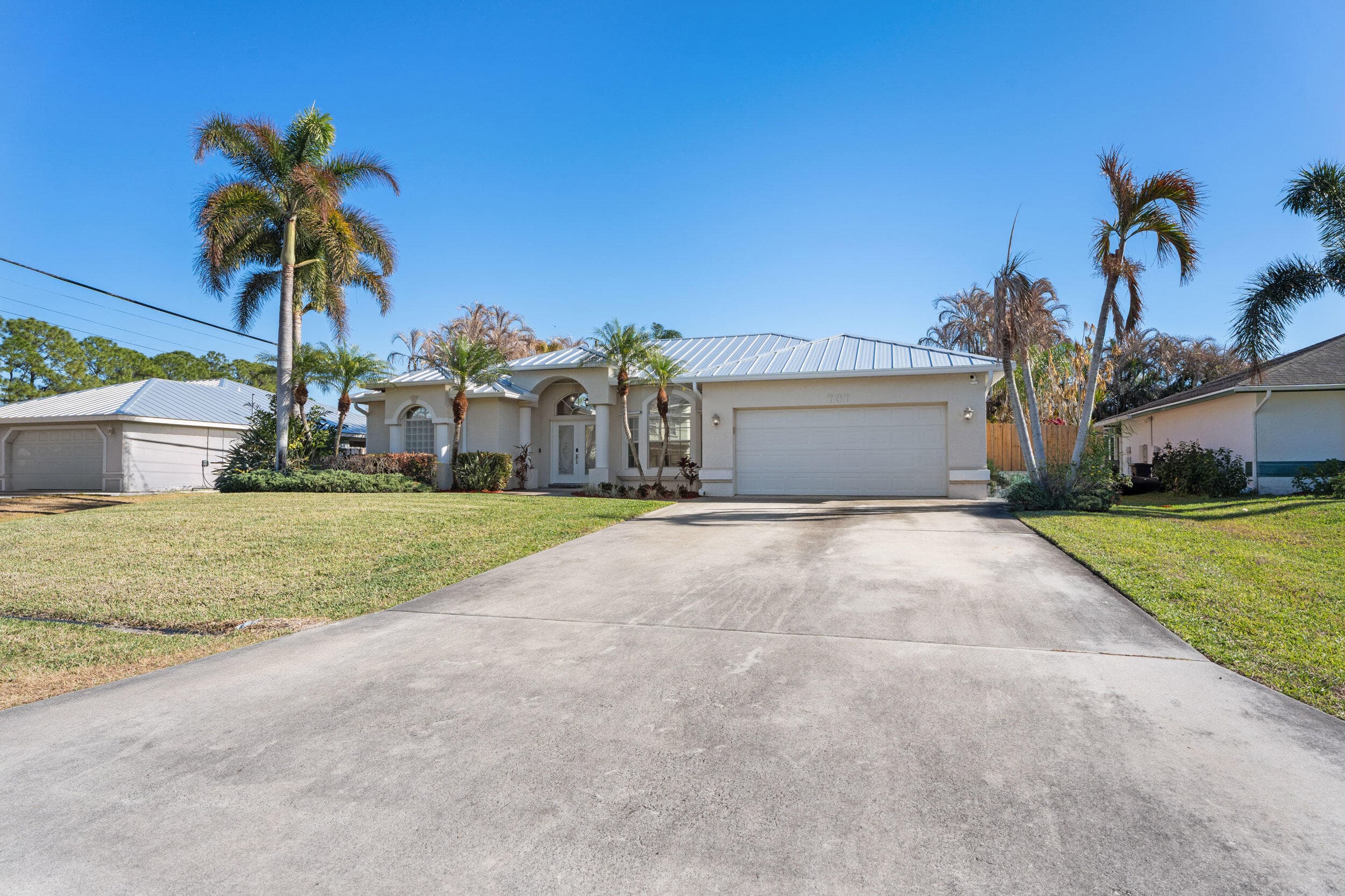 737 SW Dalton Circle, Port St. Lucie, FL 34953 — photo 4 of 52