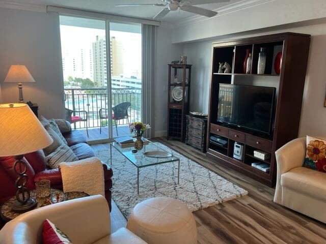 600 S Dixie Highway 752, West Palm Beach, FL 33401 — photo 2 of 30