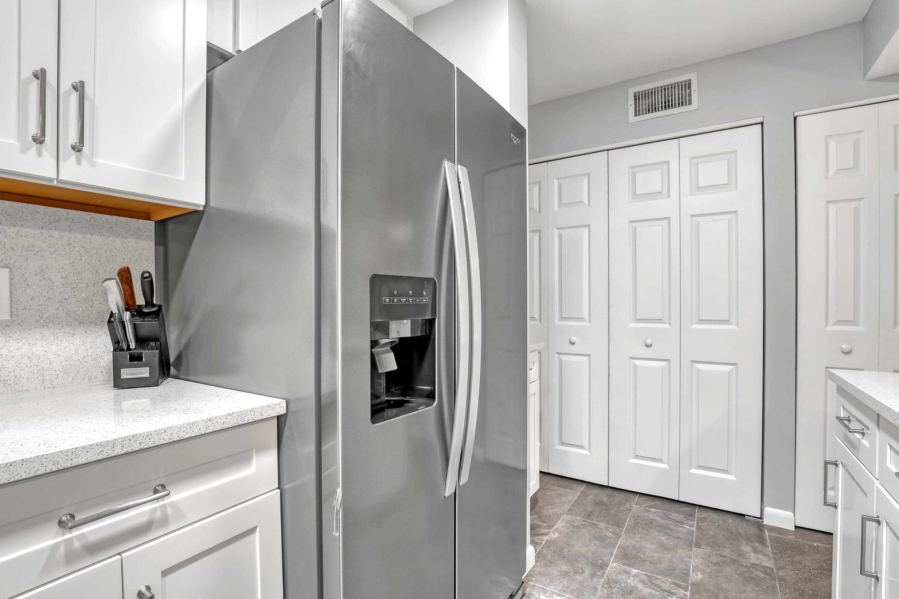 105 Half Moon Circle F1, Hypoluxo, FL 33462 — photo 6 of 24