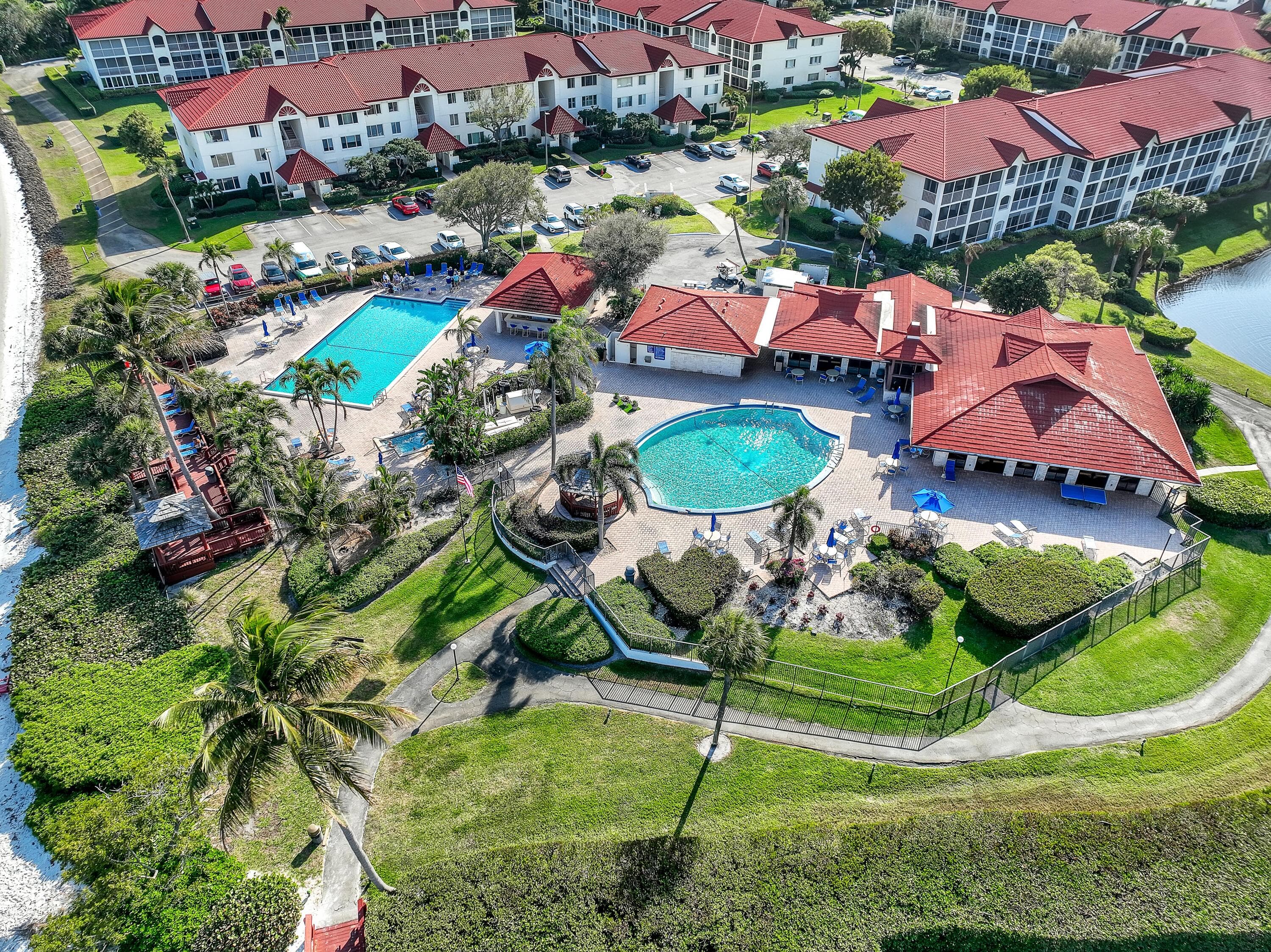 105 Half Moon Circle F1, Hypoluxo, FL 33462 — photo 2 of 24