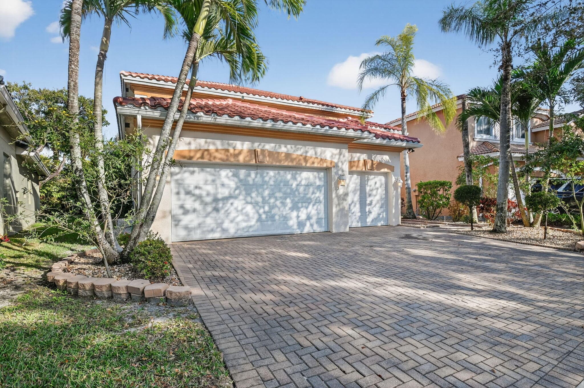 876 Gazetta Way, West Palm Beach, FL 33413 — photo 2 of 66