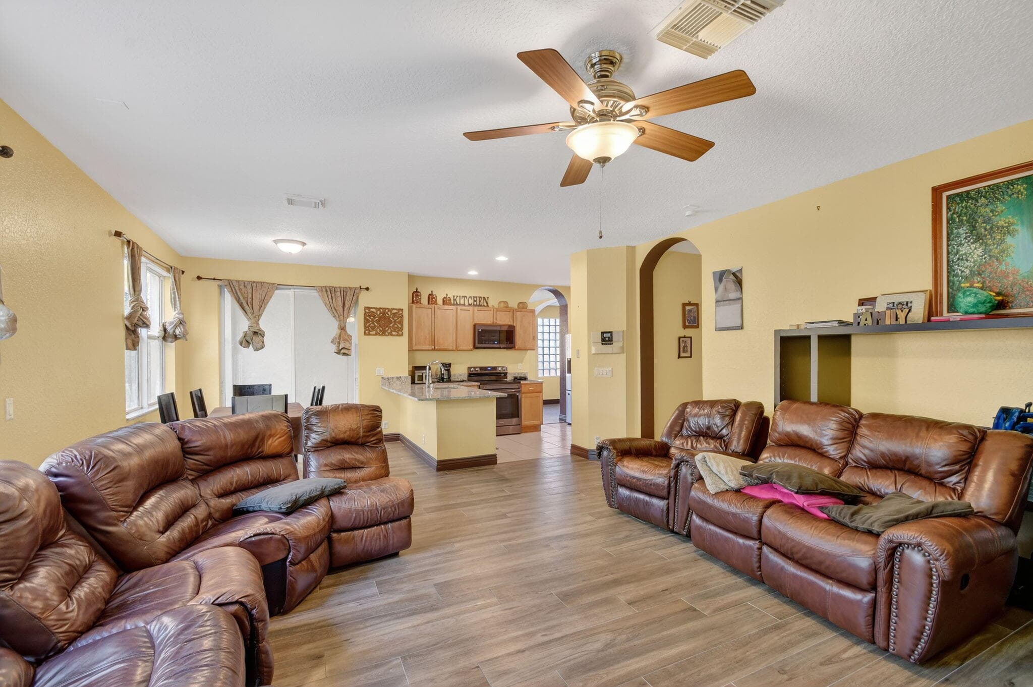876 Gazetta Way, West Palm Beach, FL 33413 — photo 15 of 66