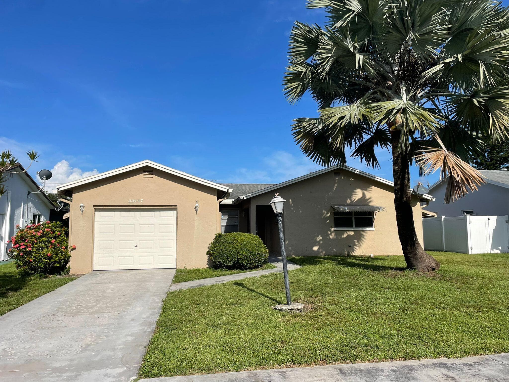 22447 SW 56th Avenue, Boca Raton, FL 33433 — photo 1 of 11