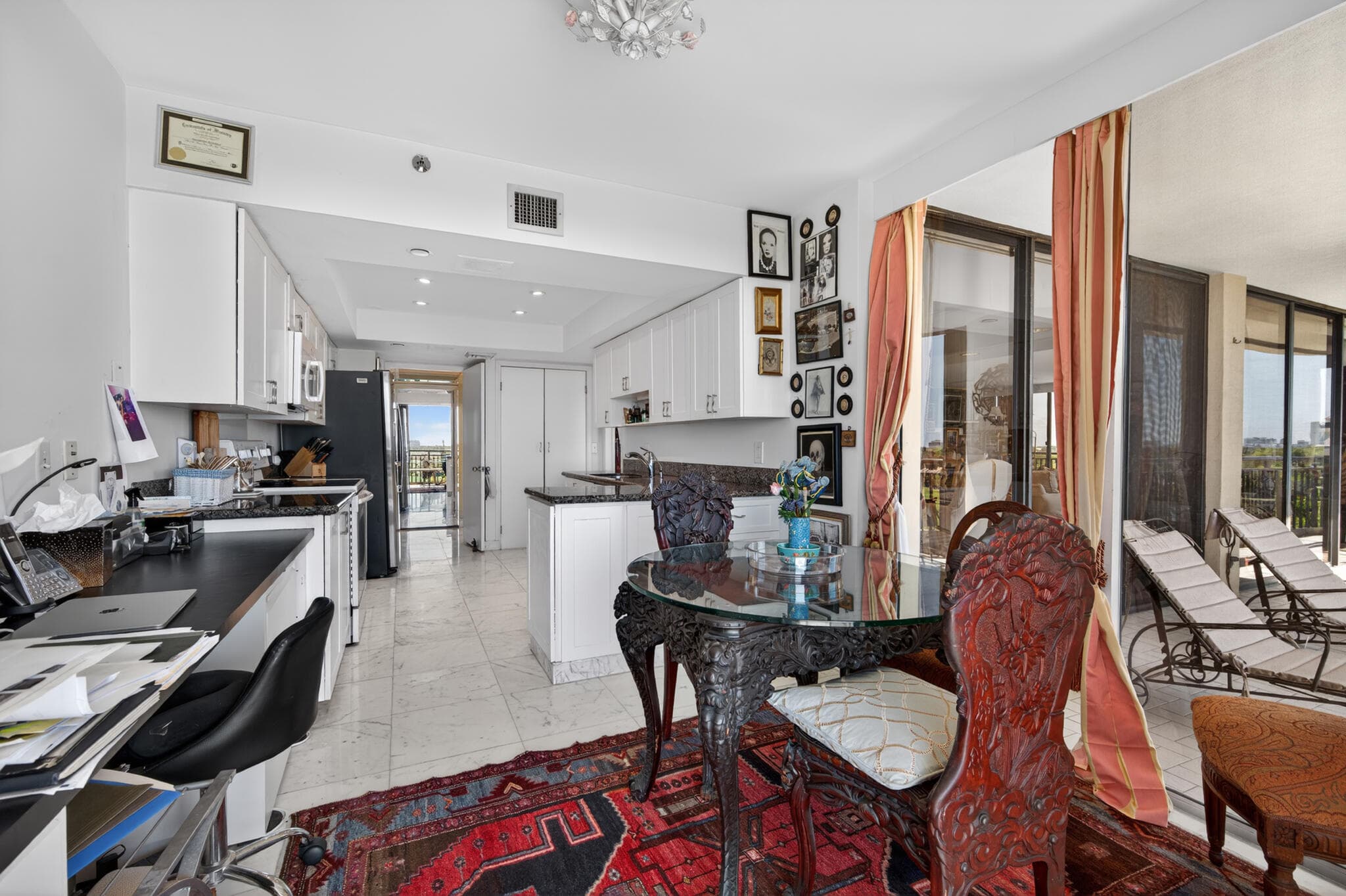 2427 Presidential Way 803, West Palm Beach, FL 33401 — photo 14 of 31
