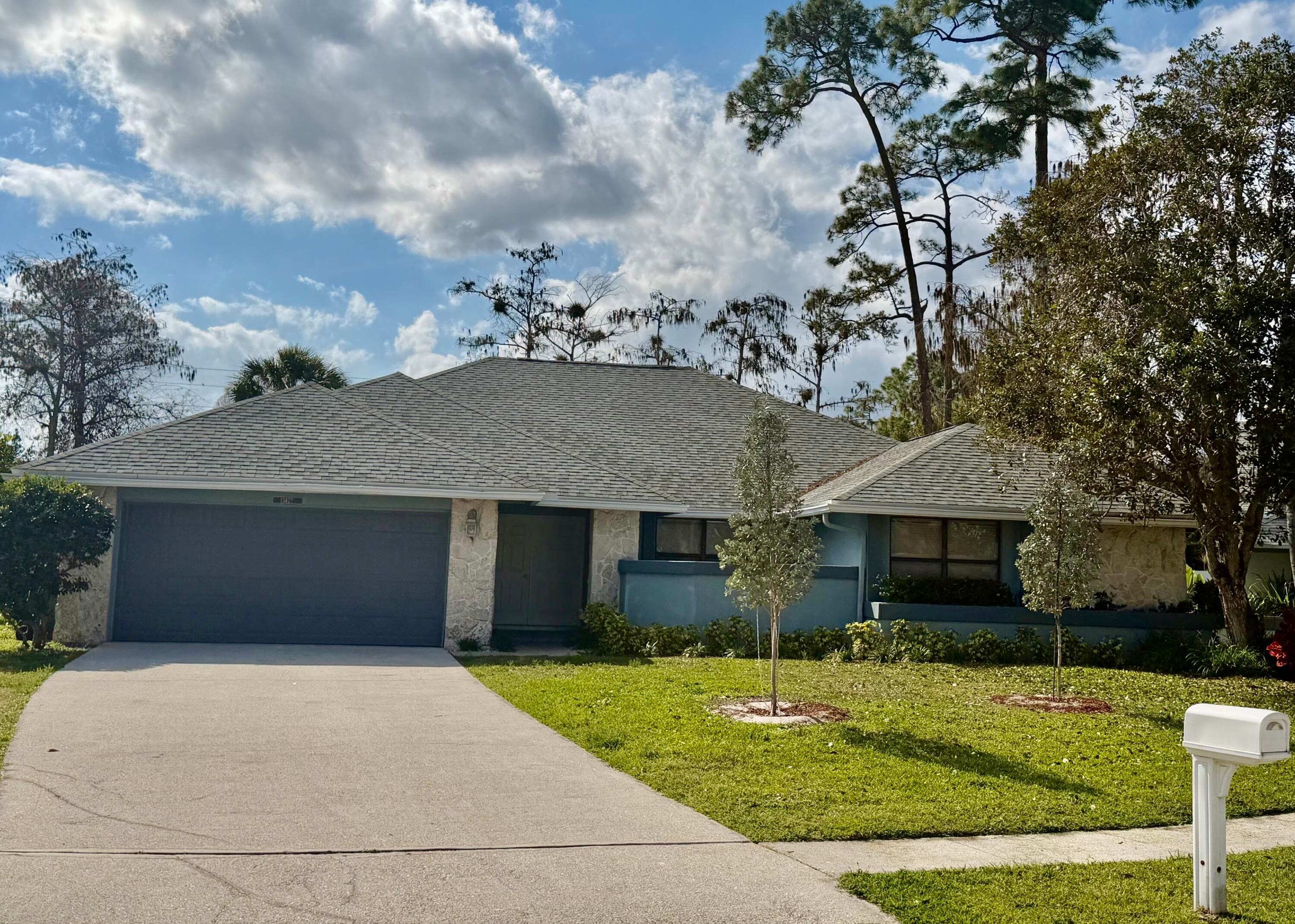 13427 Kingsbury Drive, Wellington, FL 33414 — photo 1 of 25