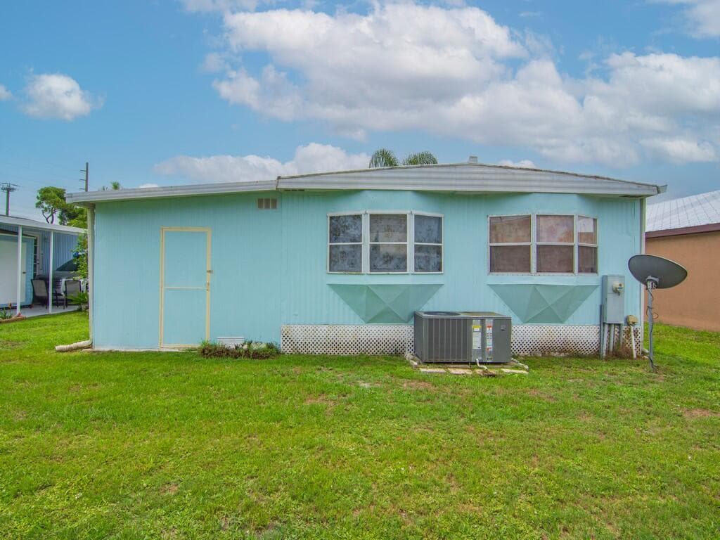8 Brisa Lane, Port St. Lucie, FL 34952 — photo 30 of 31
