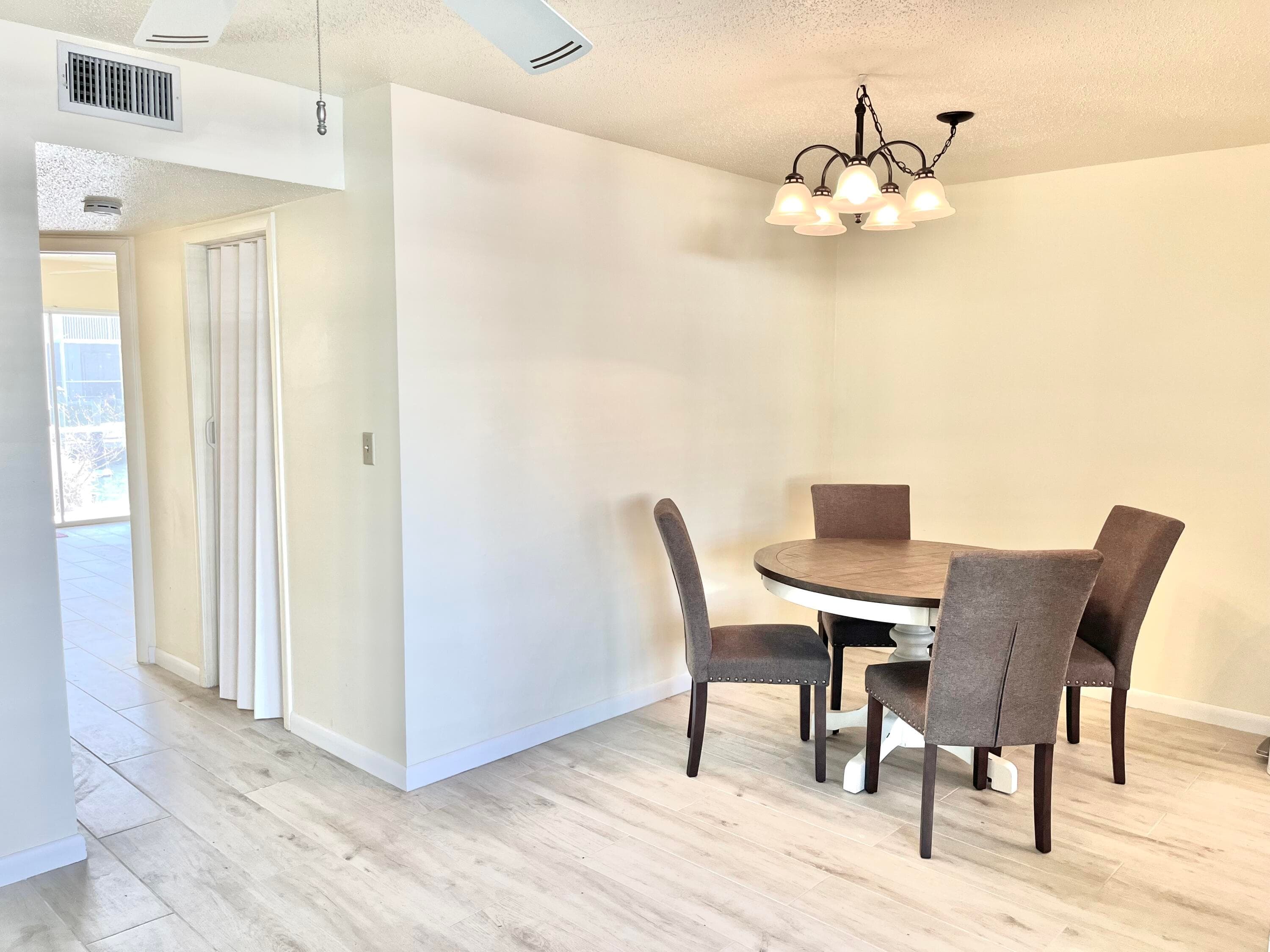 100 Doolen Court 112, North Palm Beach, FL 33408 — photo 4 of 20