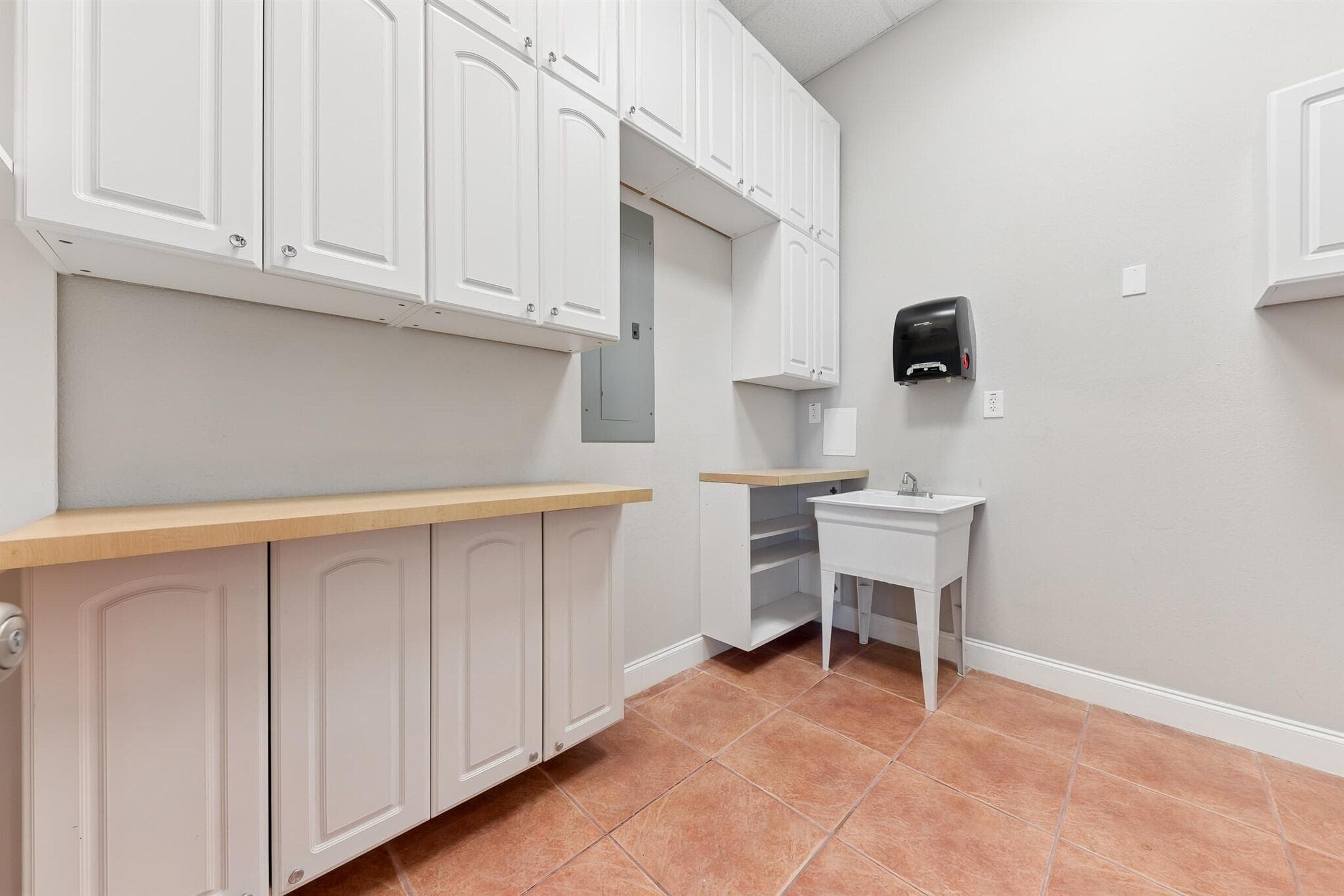 826 N Dixie Highway 11-15, Lantana, FL 33462 — photo 12 of 21