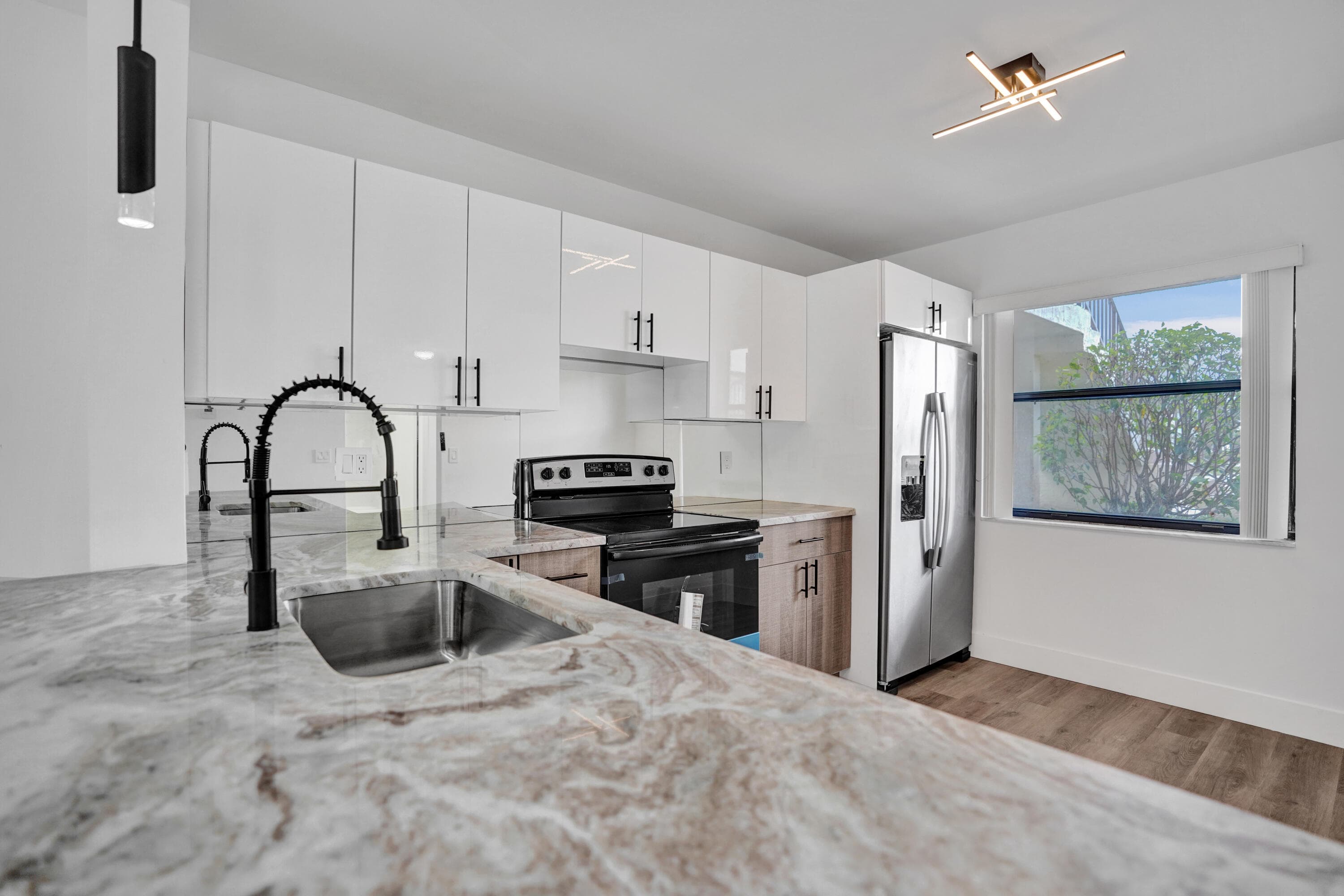 7674 Tahiti Lane 101, Lake Worth, FL 33467 — photo 11 of 58