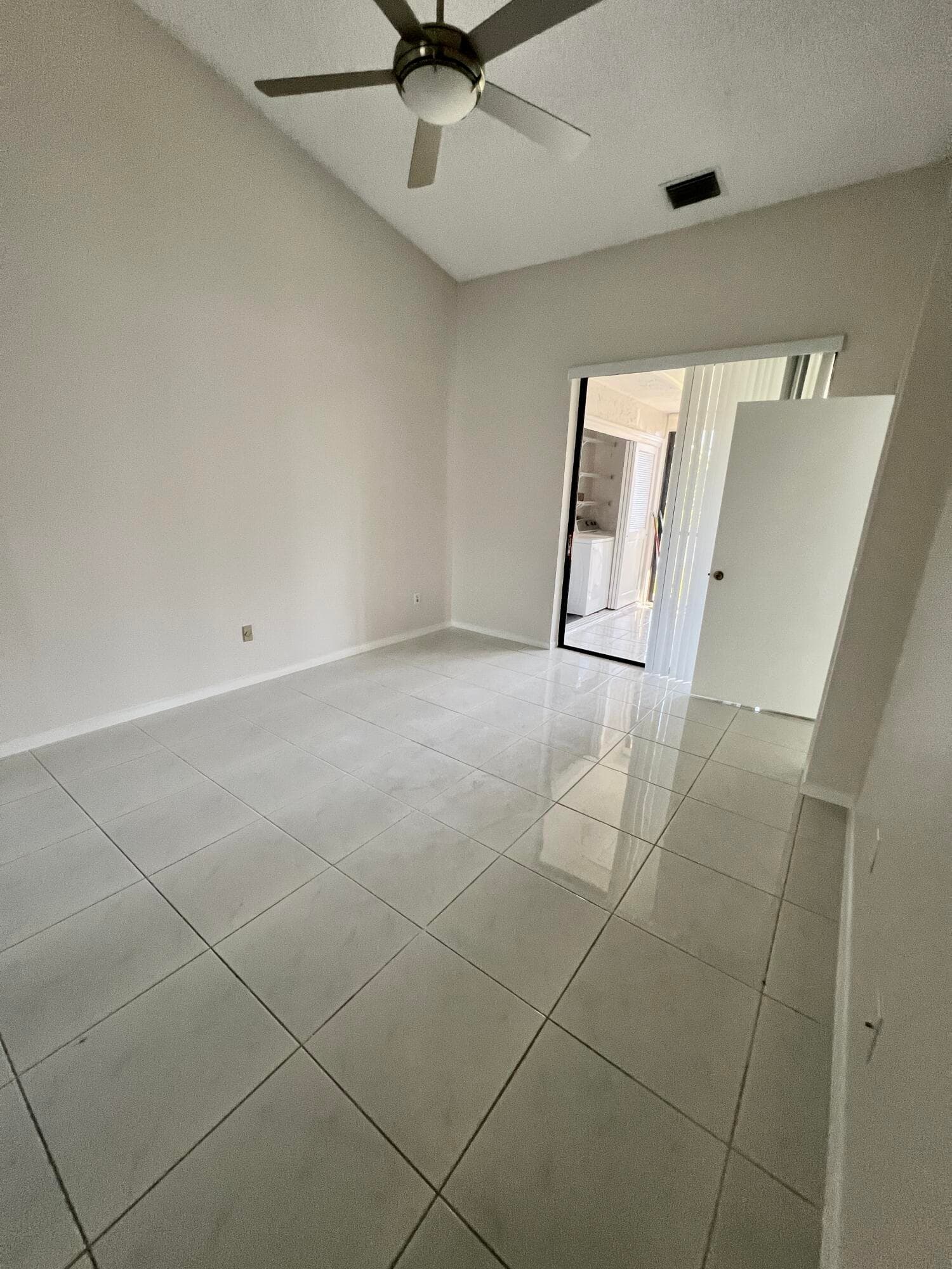 5275 Europa Drive I, Boynton Beach, FL 33437 — photo 17 of 50