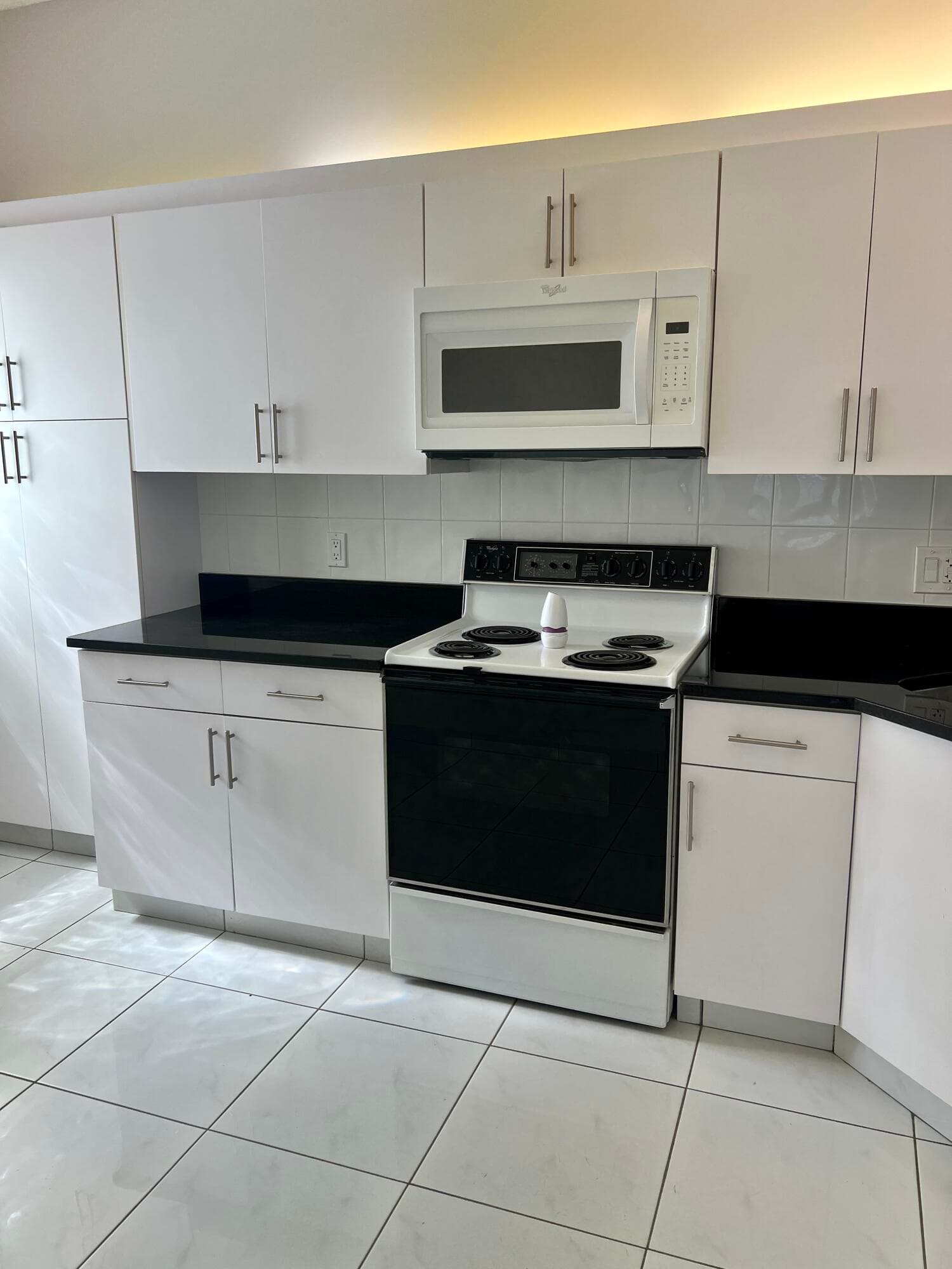 5275 Europa Drive I, Boynton Beach, FL 33437 — photo 10 of 50