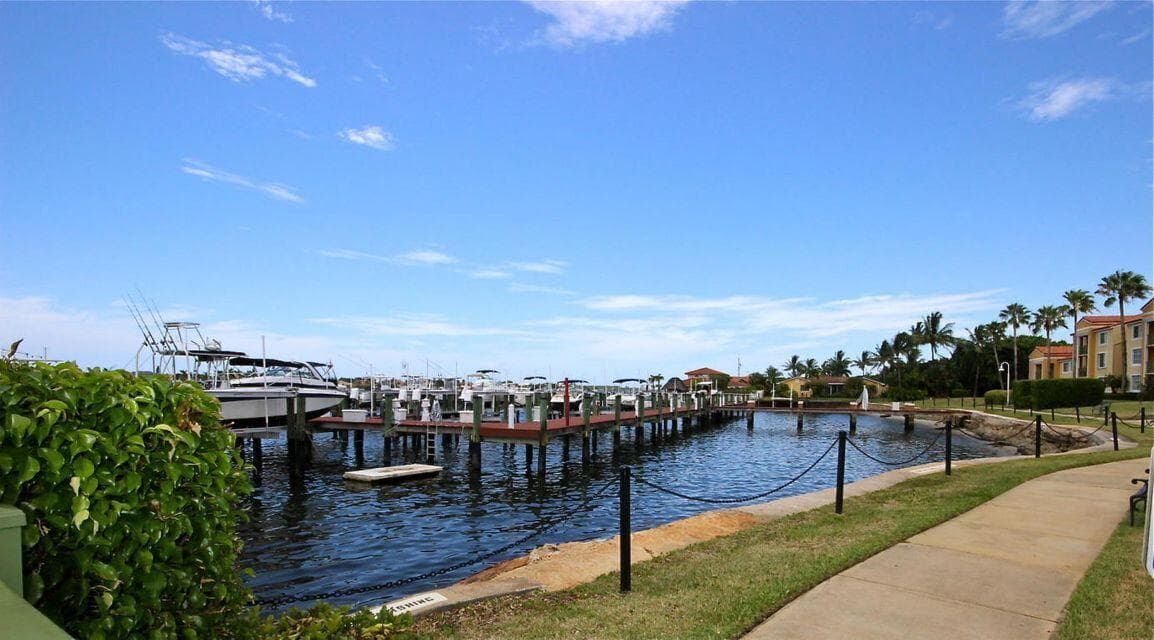 111 Yacht Club Way 305, Hypoluxo, FL 33462 — photo 22 of 32