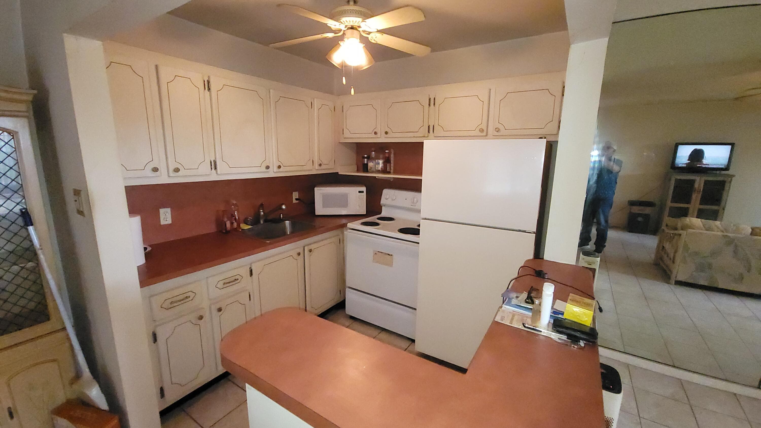 21 Norwich A, West Palm Beach, FL 33417 — photo 5 of 37