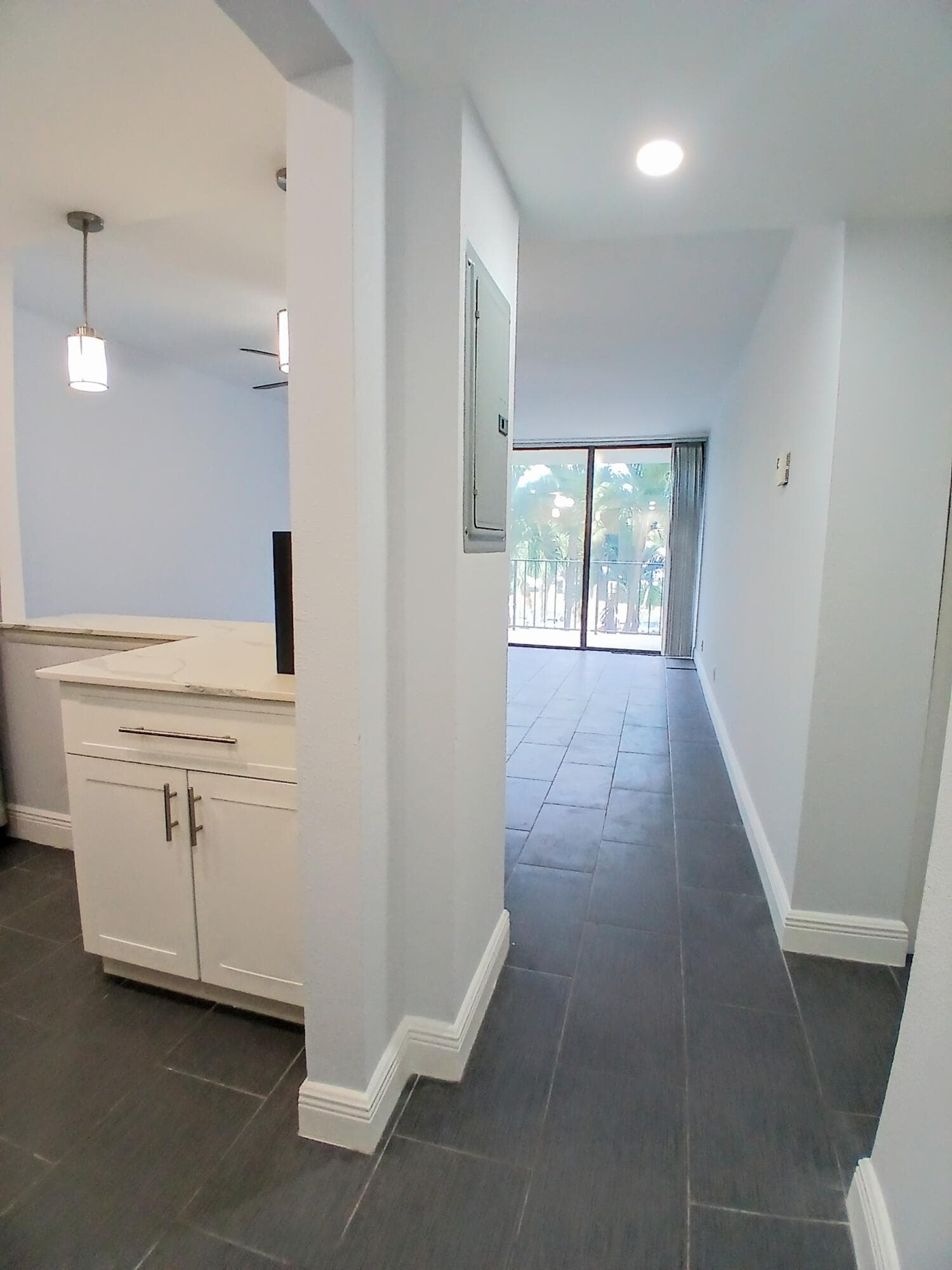 1830 Embassy Drive 303, West Palm Beach, FL 33401 — photo 7 of 20